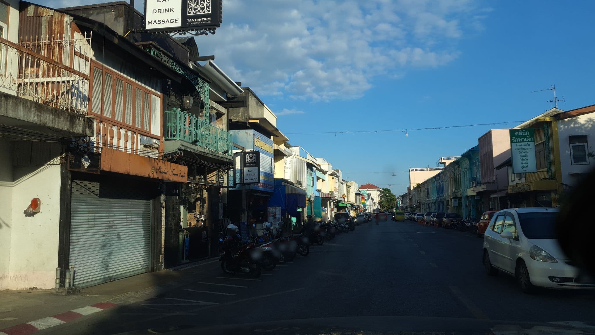 Street view near Xinlor House, Ban Talat Nua — © jrcarlsen (CC BY-SA · Mapillary)