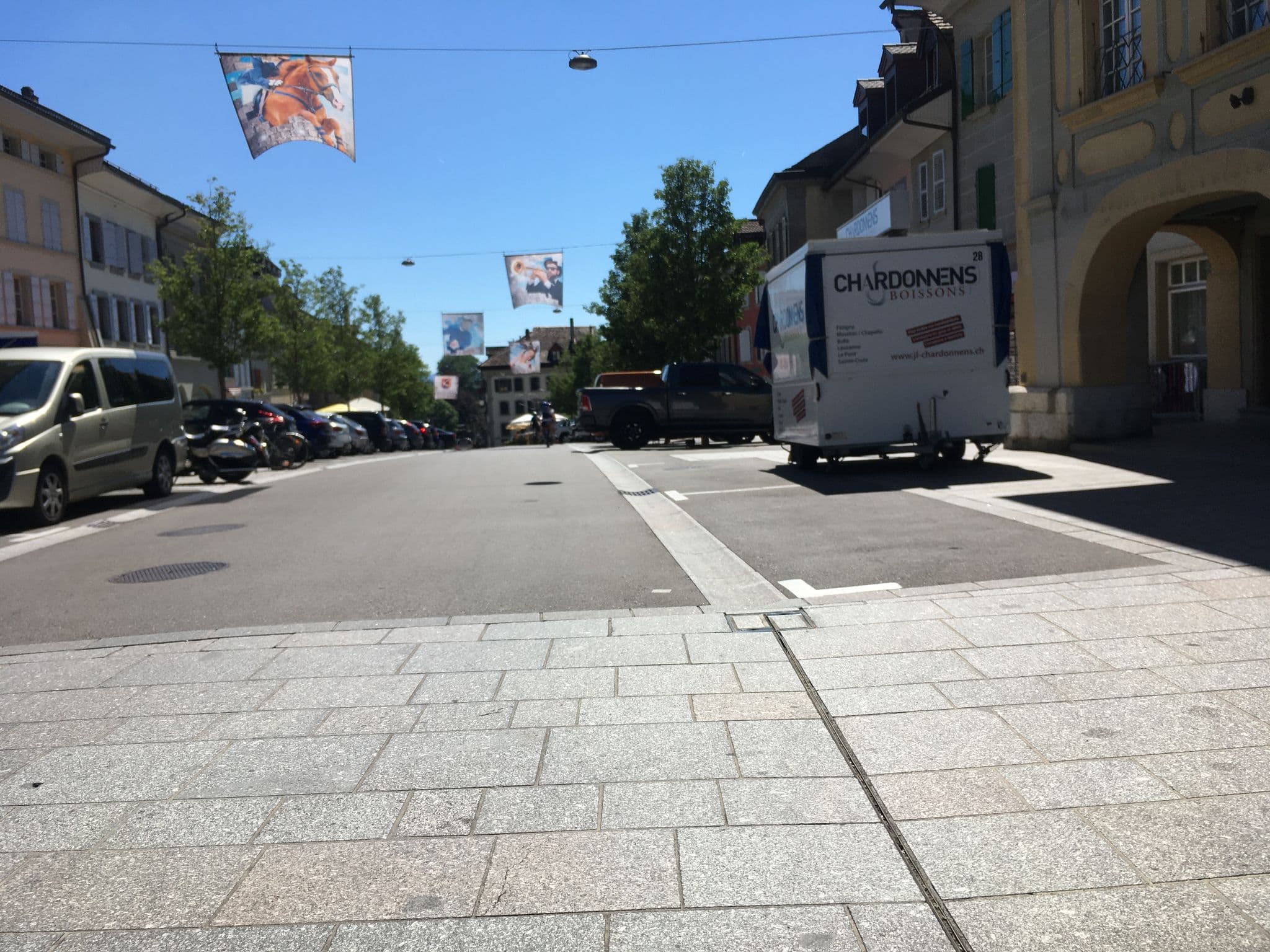 Street view near Hôtel de la Couronne, Avenches — © beat (CC BY-SA · Mapillary)