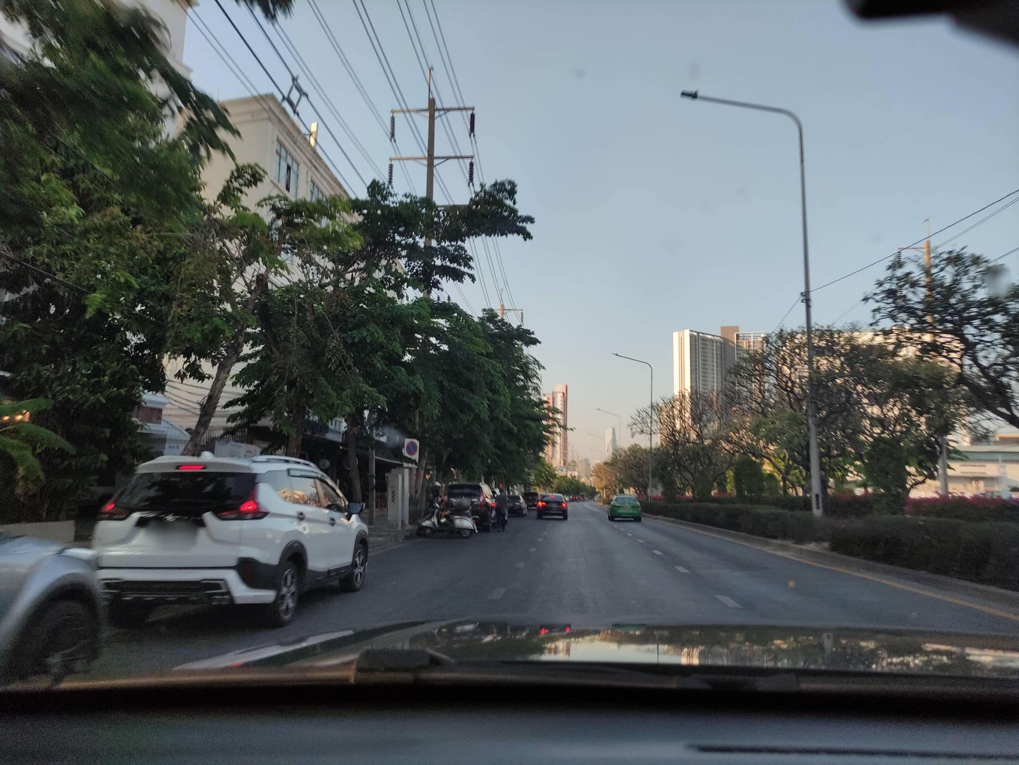 Street view near Dancenter Howard Square Boutique Hotel, Bang Khlo — © kasetitkml_pipitchai (CC BY-SA · Mapillary)