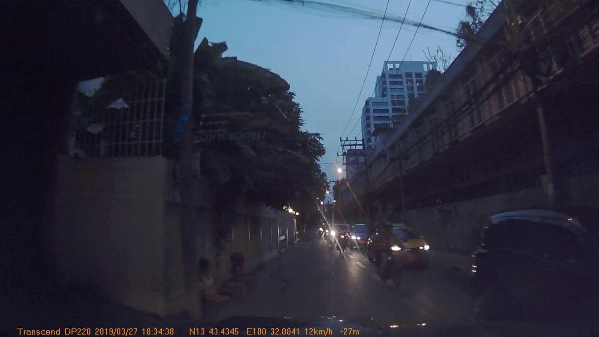 Street view near Pinnacle Lumphini Park Hotel, Bang Rak