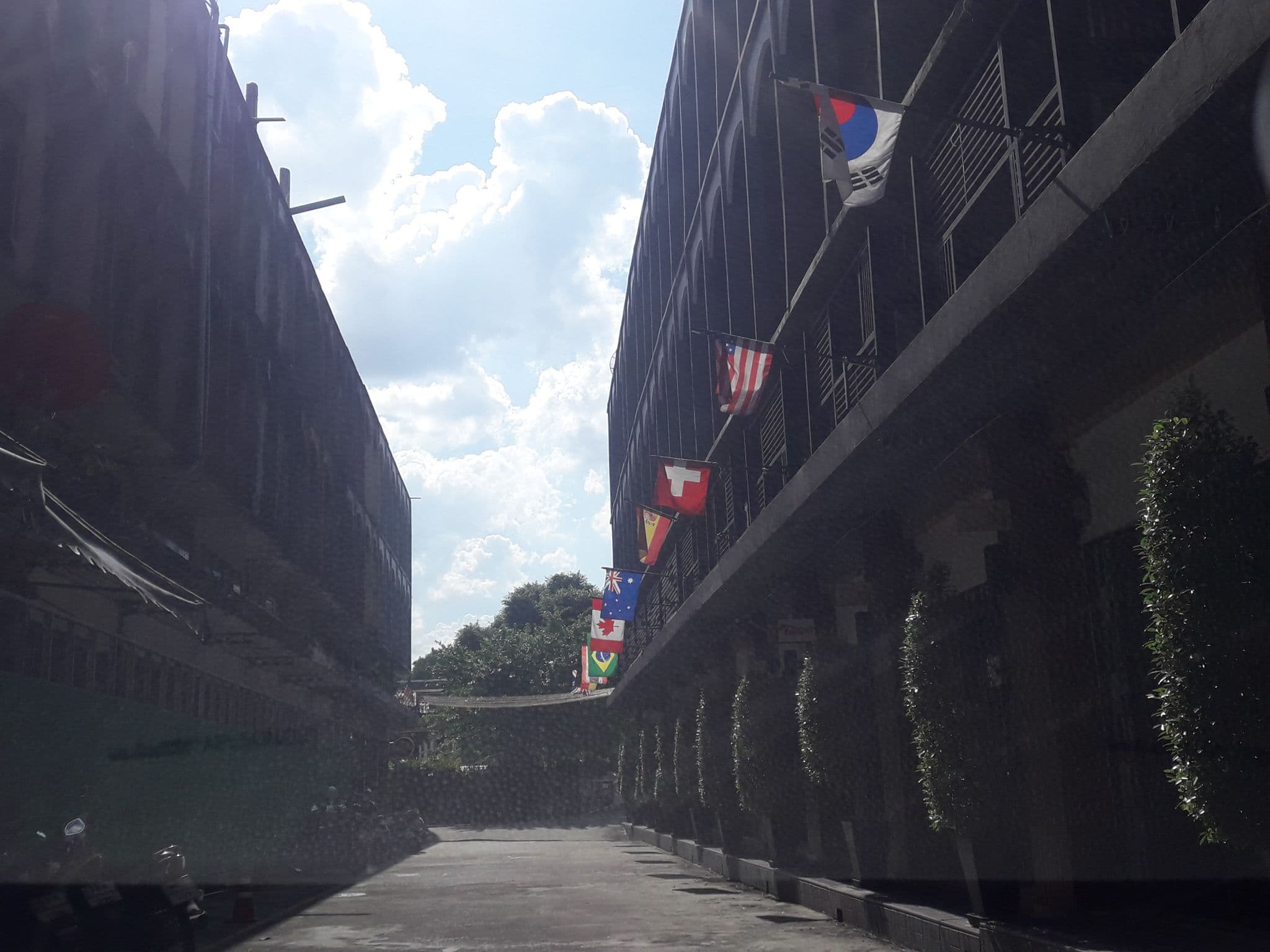 Street view near Admire Hotel (Thonburi), Thon Buri — © jetman11 (CC BY-SA · Mapillary)