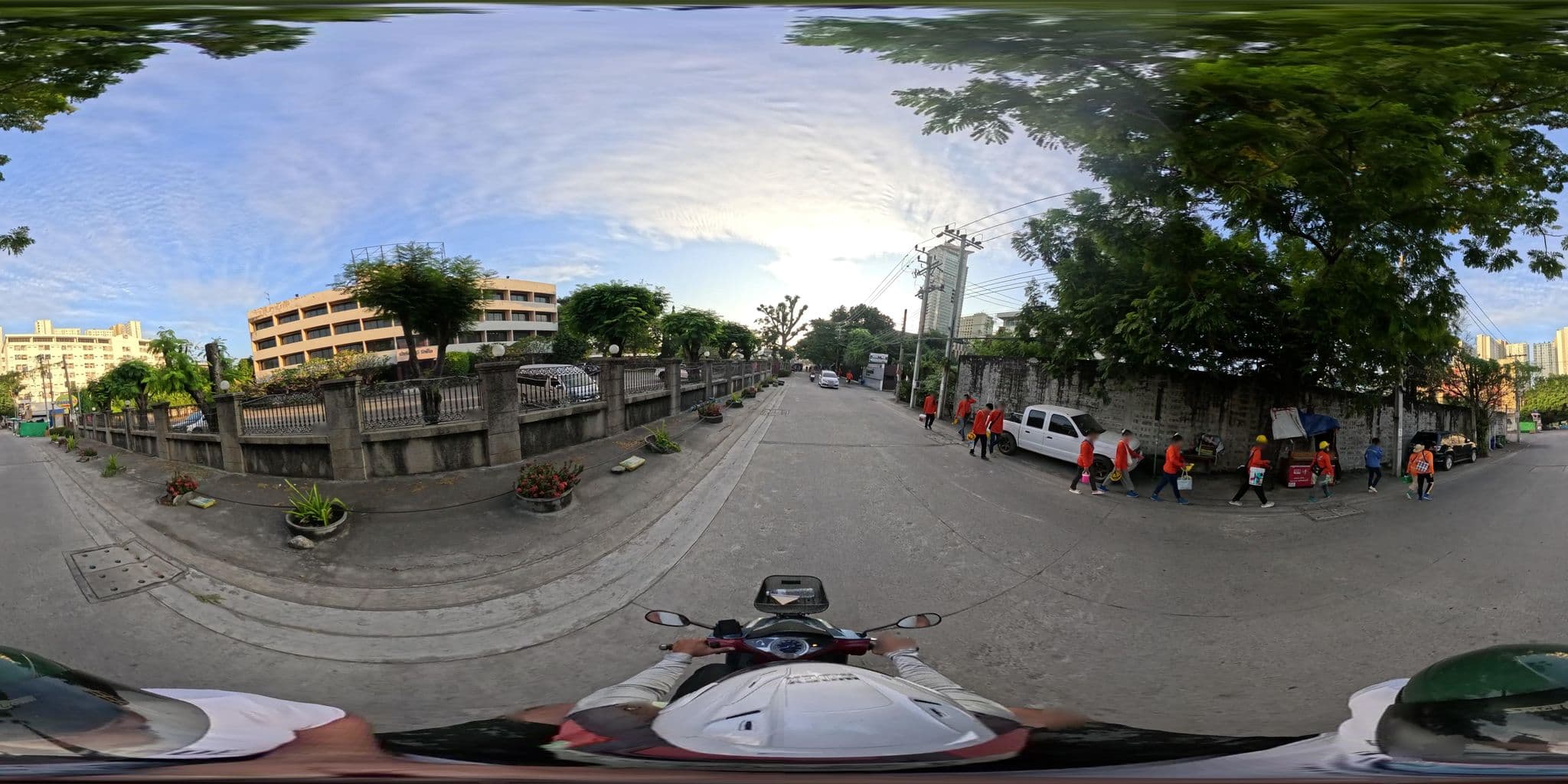 Street view near Park In Hotel, Mueang Nonthaburi — © bedrock (CC BY-SA · Mapillary)