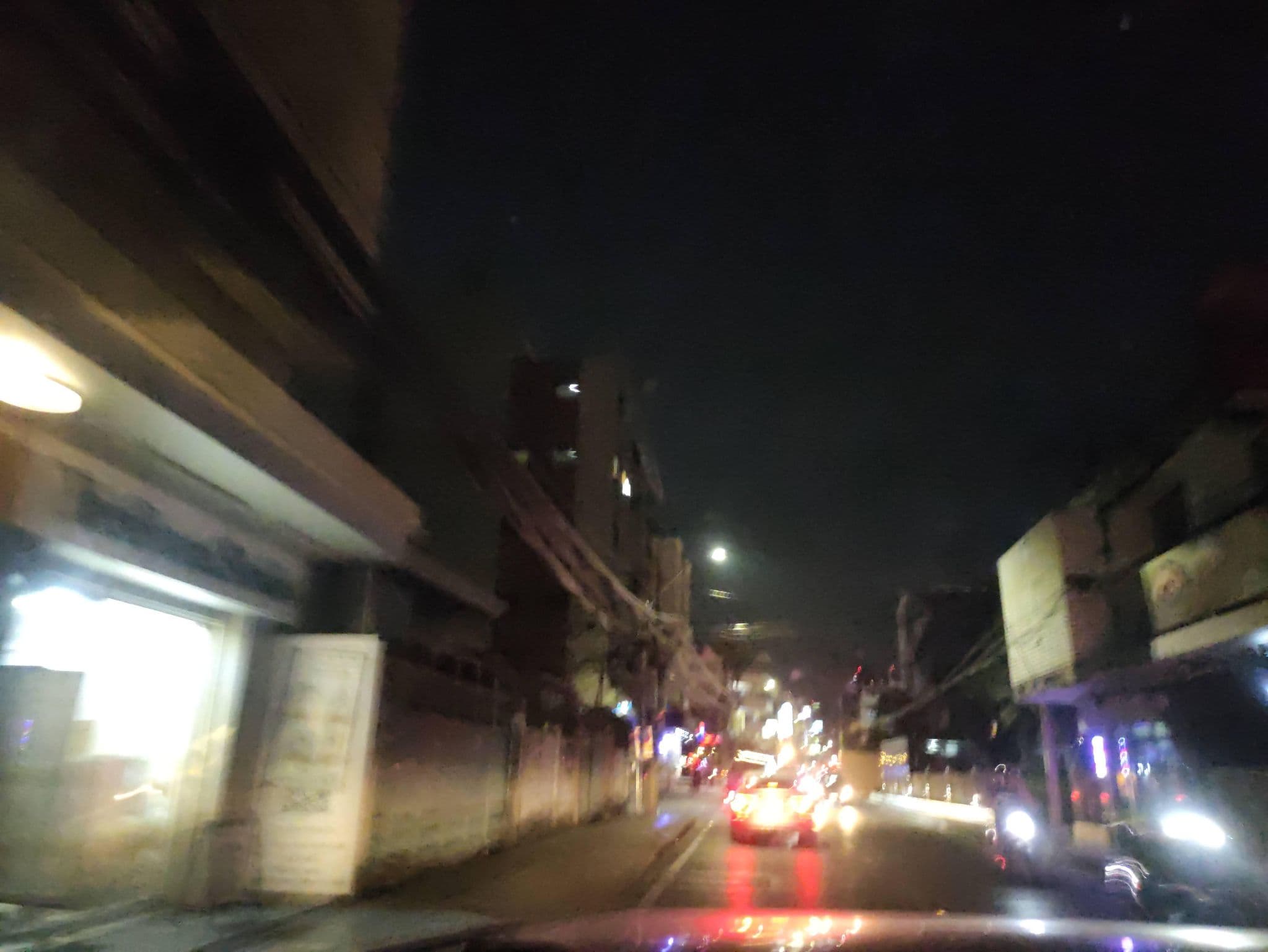 Street view near Homies Ratchada Hotel, Khetsamsenok — © kasetitkml_pipitchai (CC BY-SA · Mapillary)