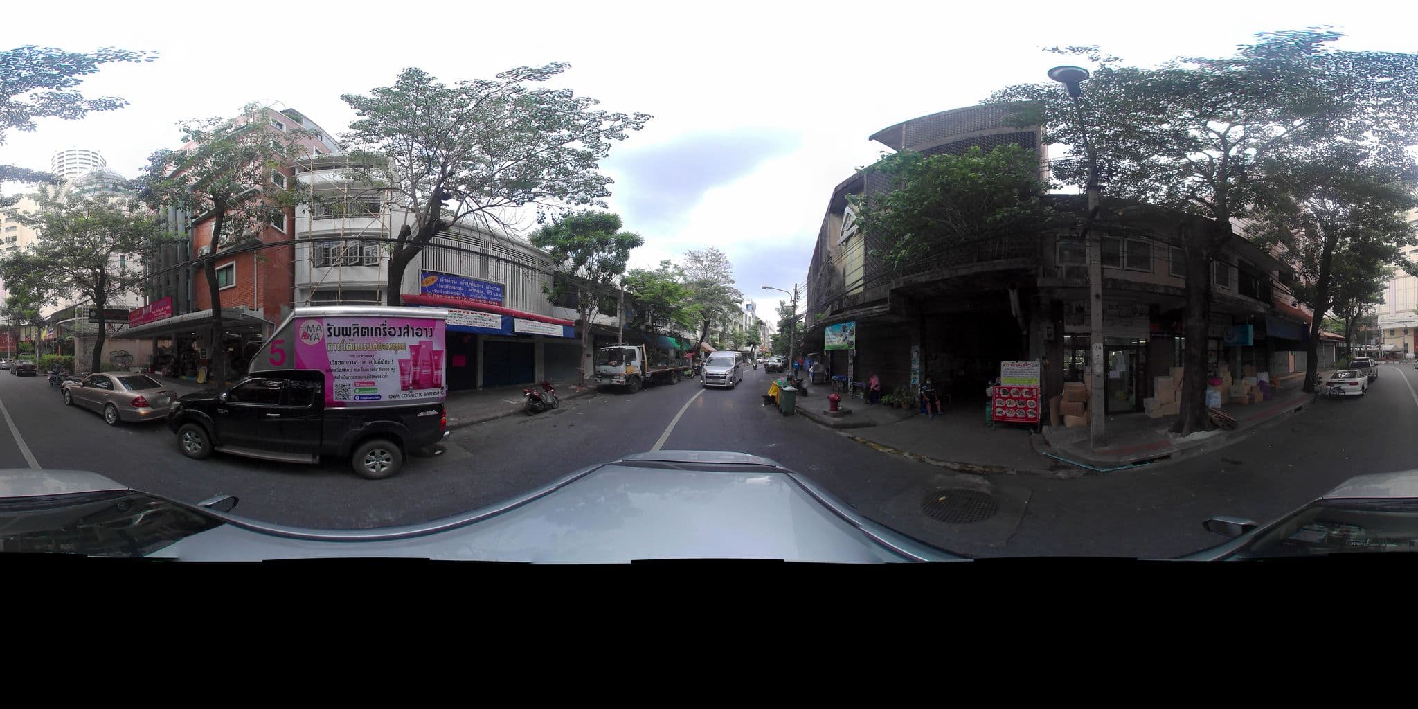 Street view near The Seven Luck, Bangkok, Bangkok Riverside — © P05466 (CC BY-SA · Mapillary)
