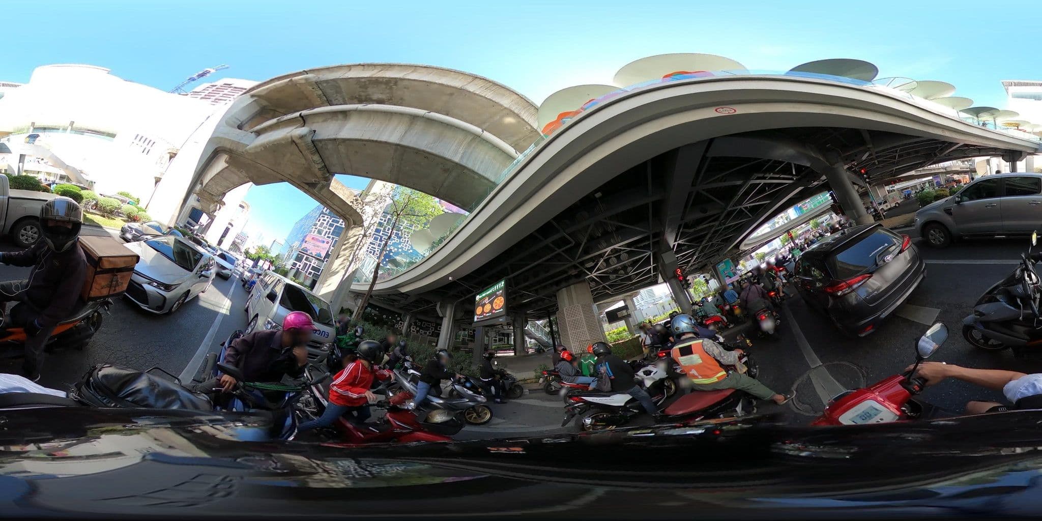 Street view near Tongpoon Hotel, Sathorn — © NatchaponJ (CC BY-SA · Mapillary)
