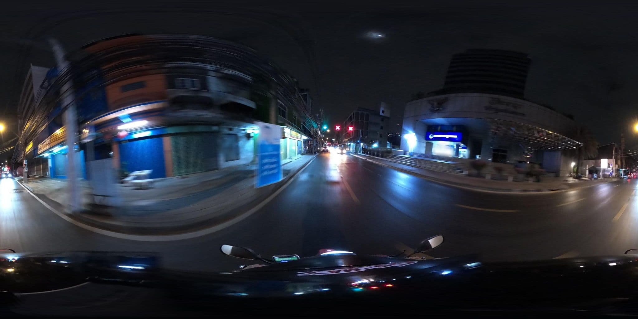 Street view near Cher Hostel Bangkok, Din Daeng — © NatchaponJ (CC BY-SA · Mapillary)