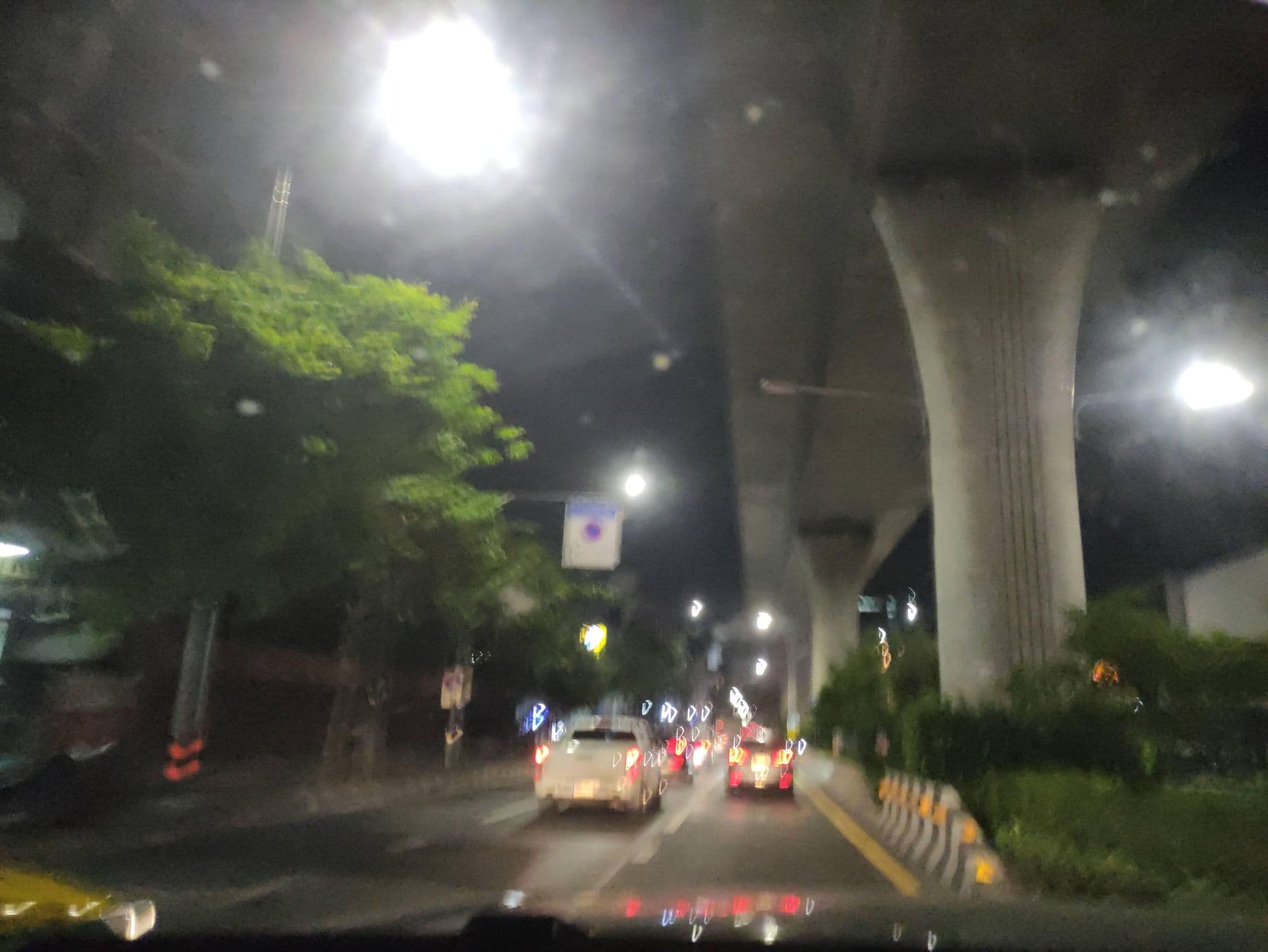 Street view near สวีทกรีนเพลสอพาร์ทเม้นท์ (Sweetgreen place), Bang Phlat — © kasetitkml_pipitchai (CC BY-SA · Mapillary)