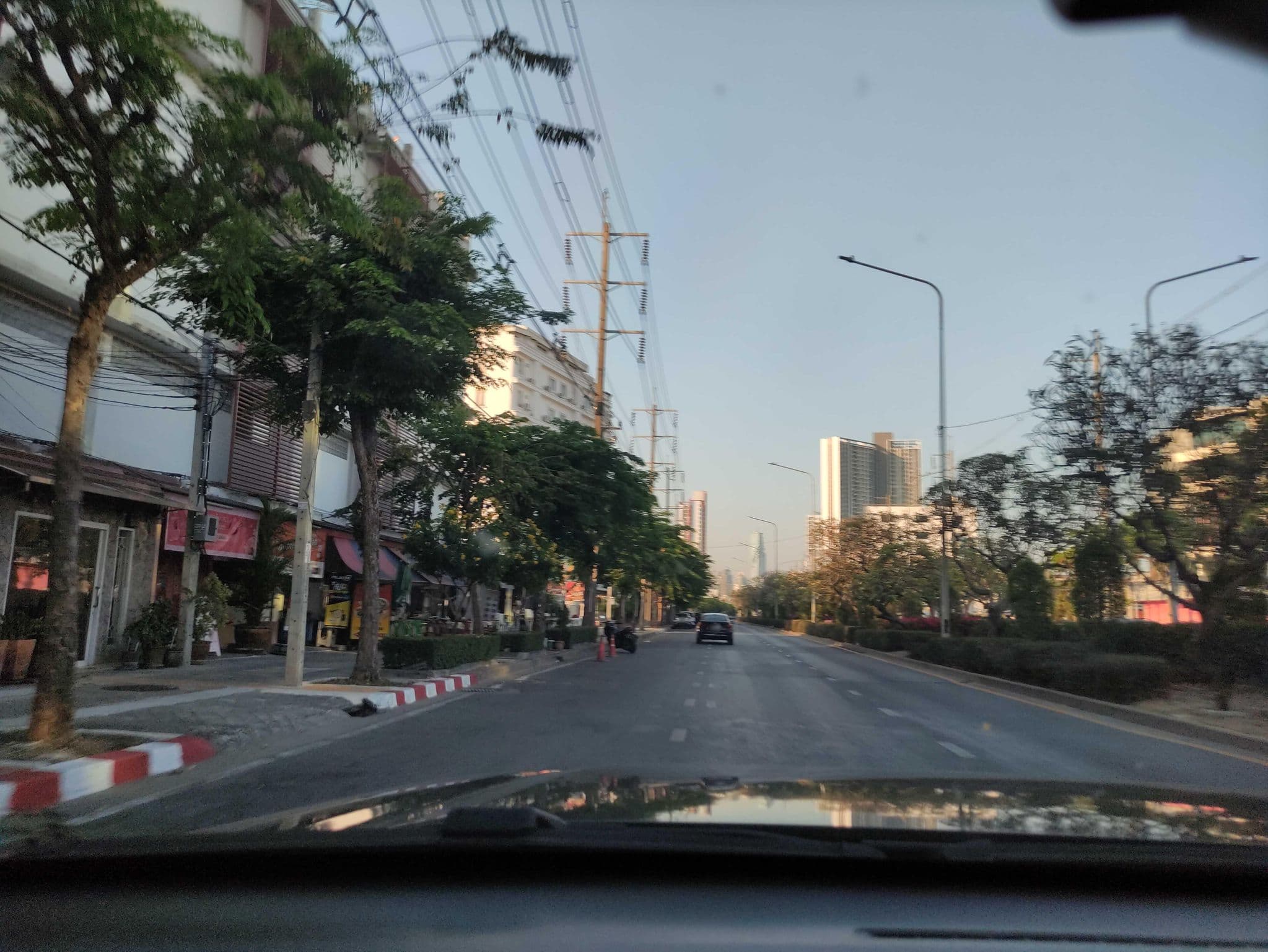 Street view near Hmara hostel, Bang Khlo — © kasetitkml_pipitchai (CC BY-SA · Mapillary)