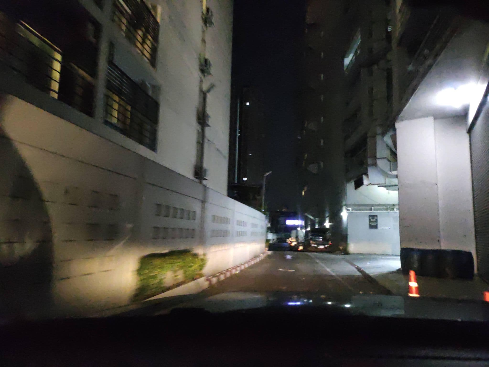 Street view near Right place residence, Yan Nawa — © kasetitkml_pipitchai (CC BY-SA · Mapillary)