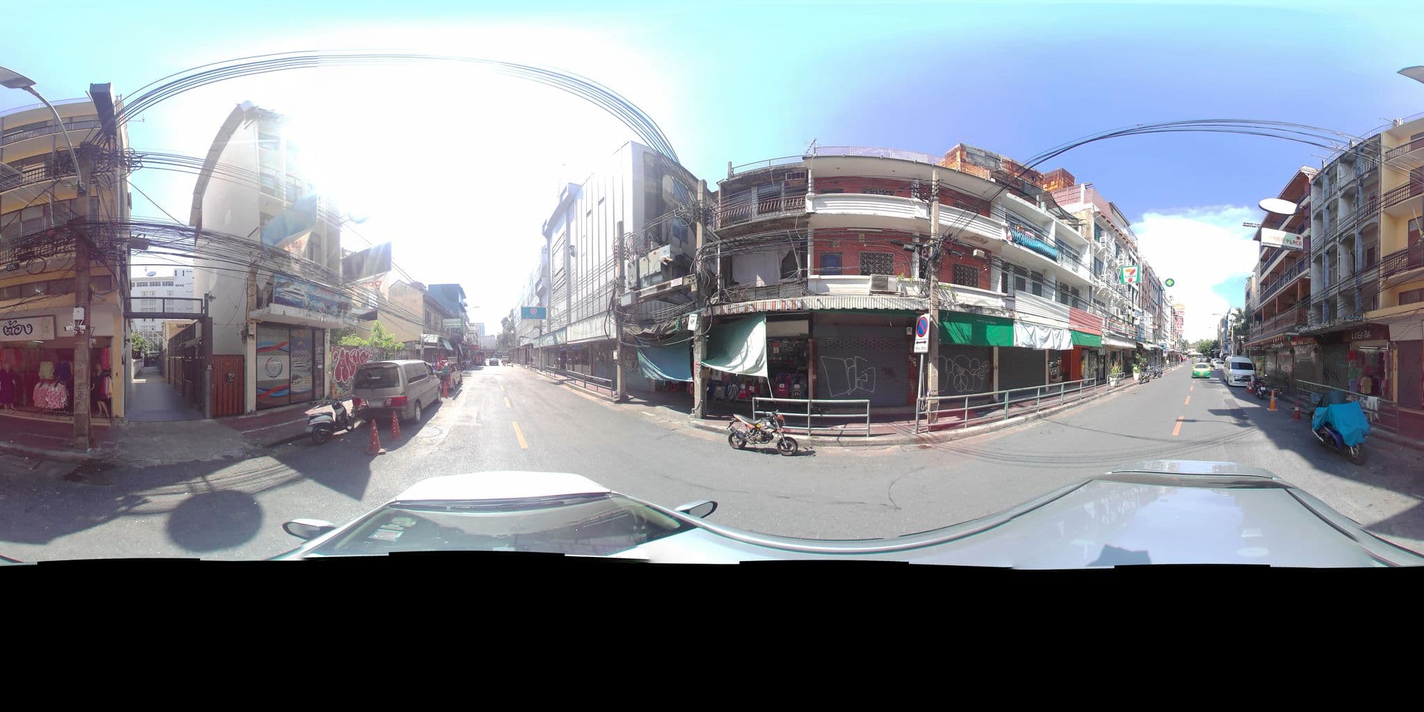 Street view near BED STATION HOSTEL KHAO SAN, Phra Nakhon