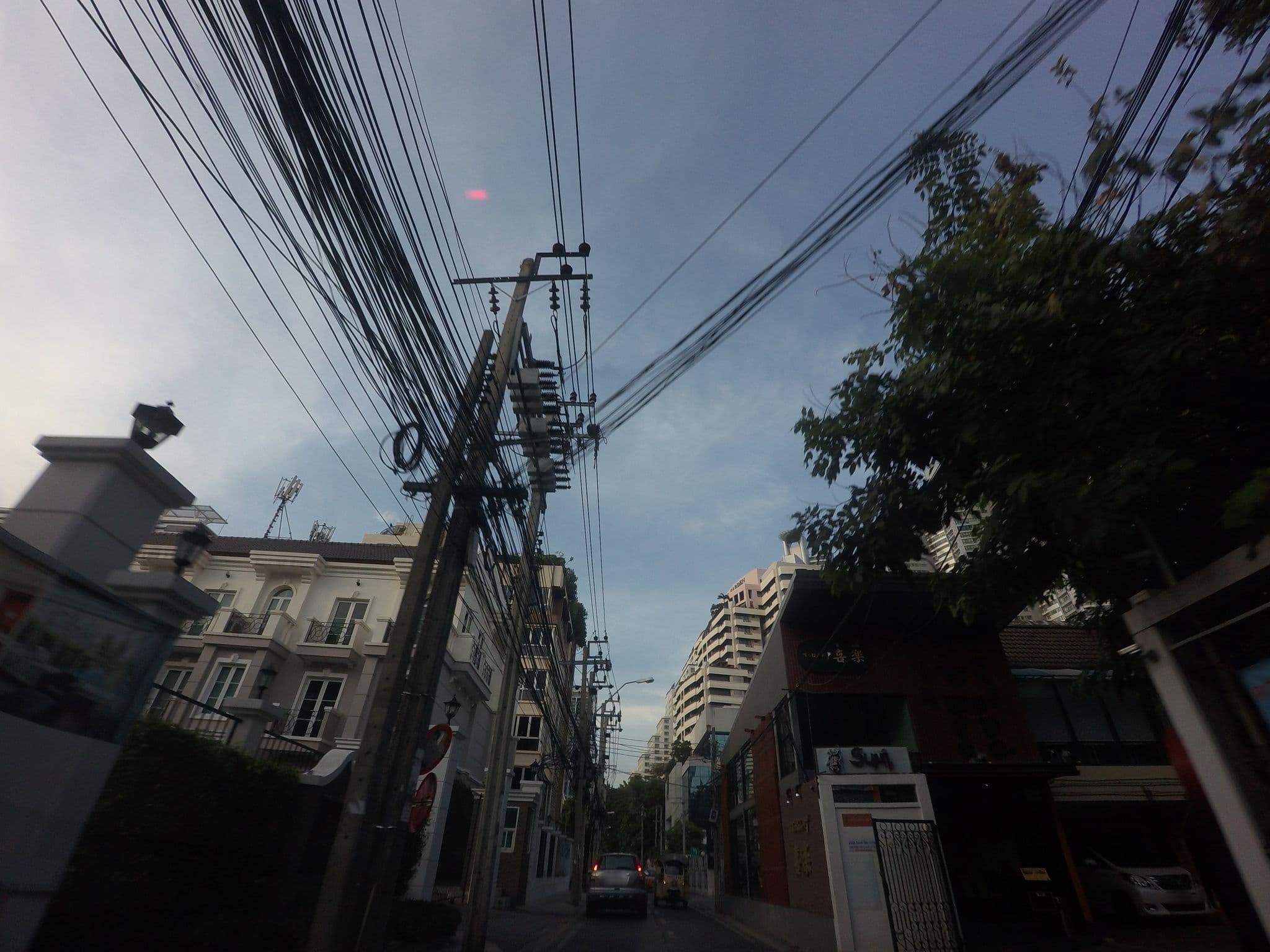 Street view near Sol Stay Hotel Sukhumvit 16 Asoke, Watthana