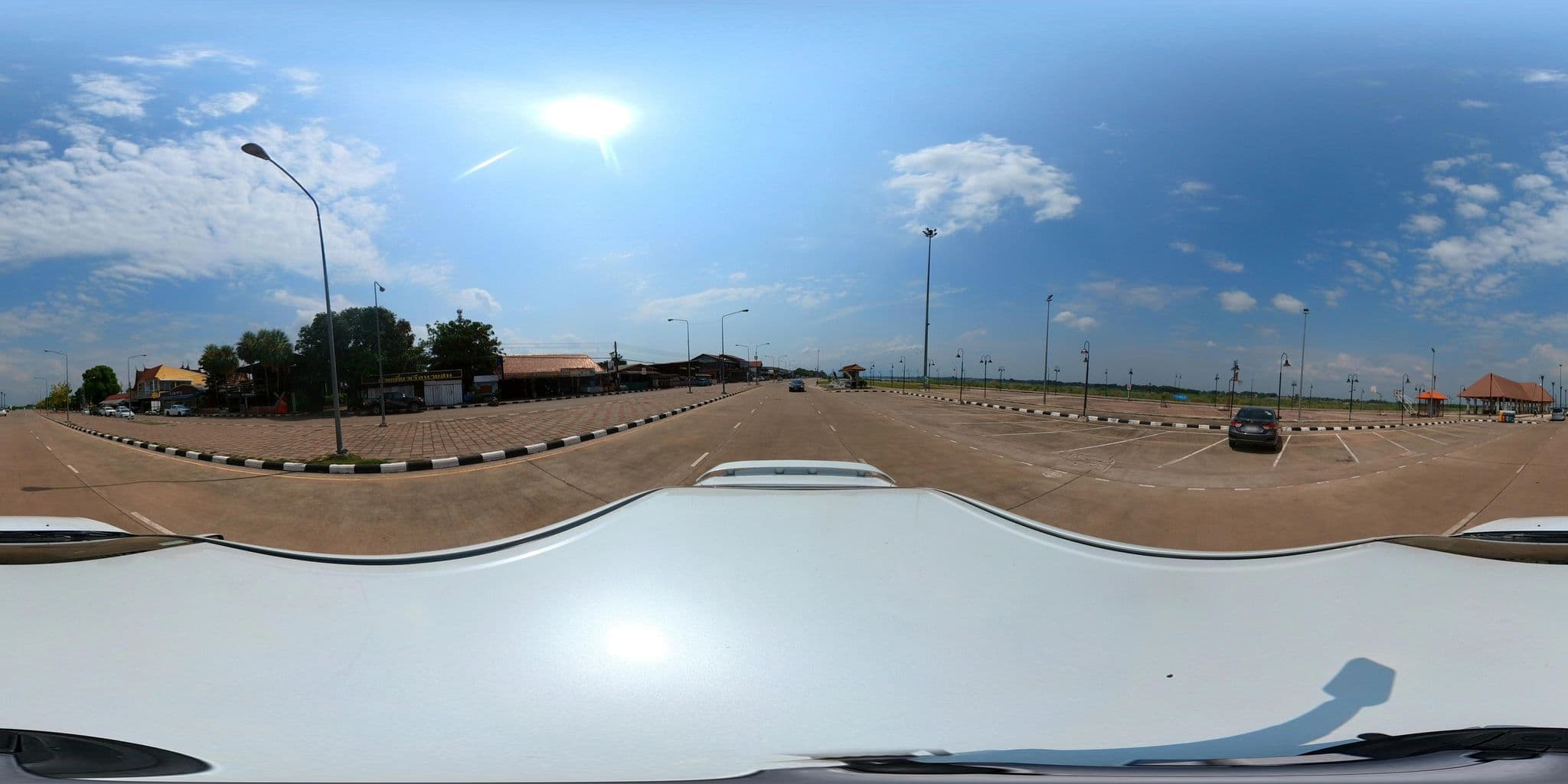 Street view near บ้านตา-ถิ่น (Bann Ta-Thin) เกสเฮ้าส์ ริมโขงบึงกาฬ, Bueng Kan — © syncnook (CC BY-SA · Mapillary)