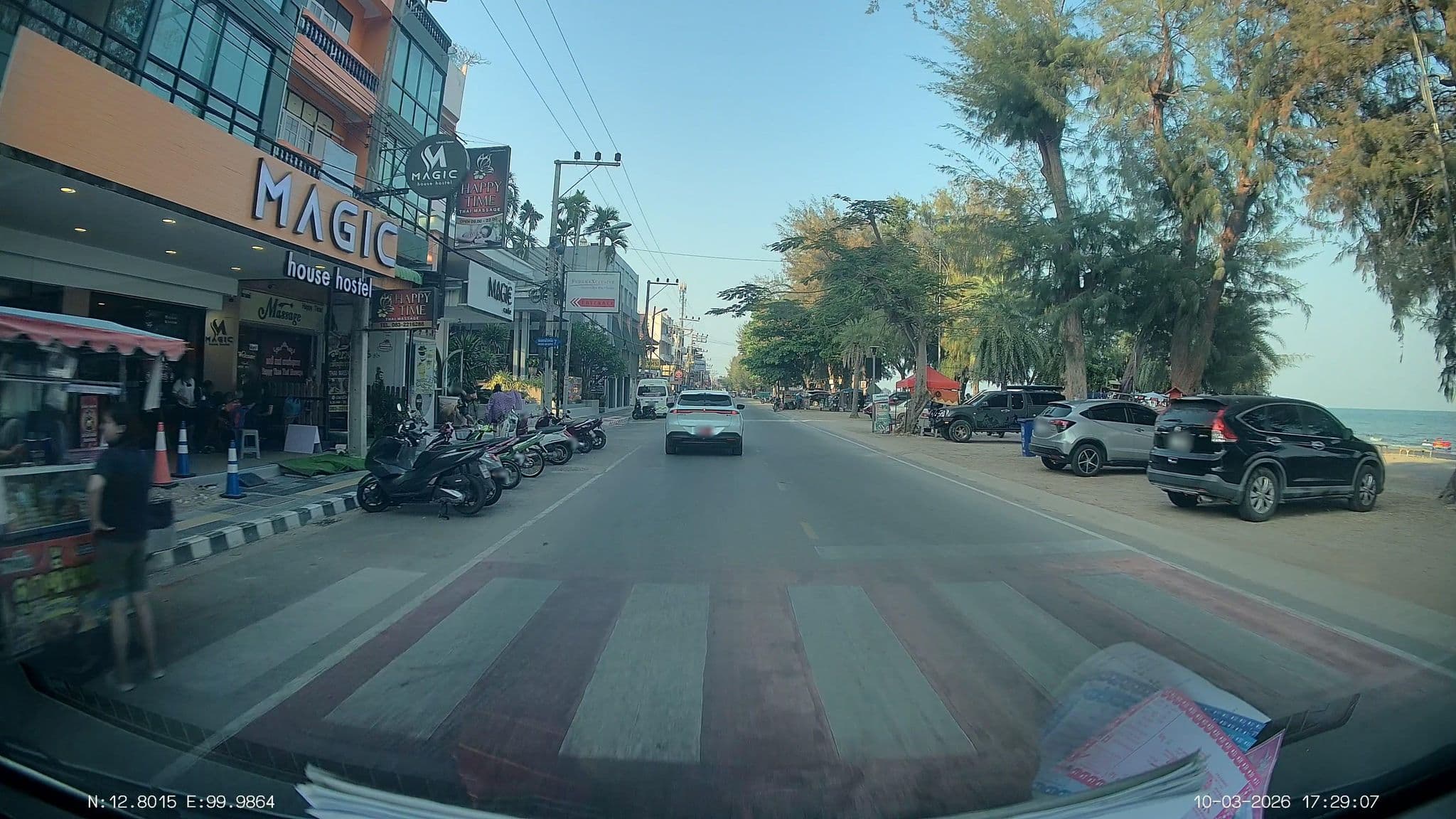 Street view near FuramaXclusive Sandara, Cha-am — © ThailandCambodia (CC BY-SA · Mapillary)