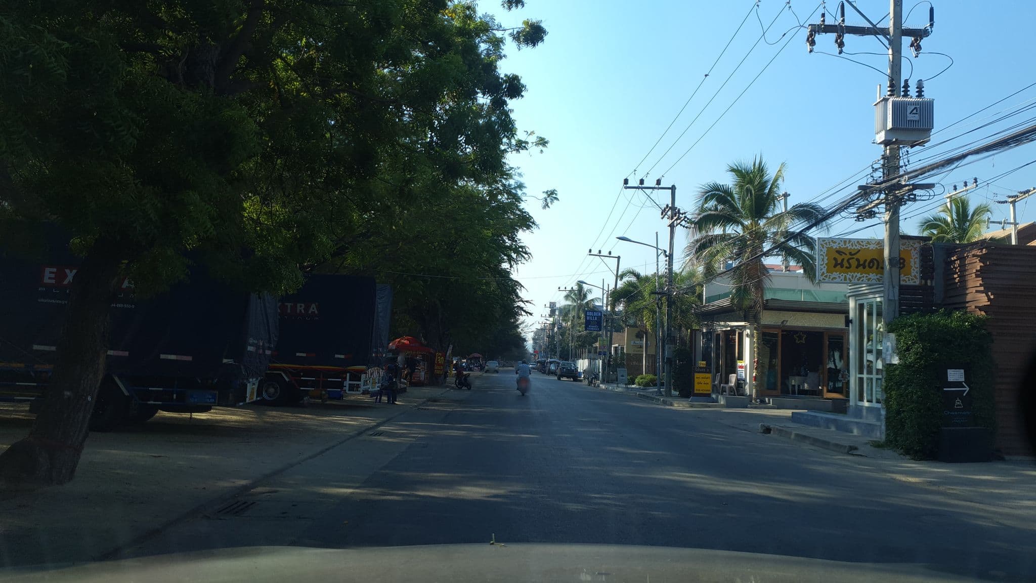 Street view near Phattrasom Villa, Cha-am — © jrcarlsen (CC BY-SA · Mapillary)