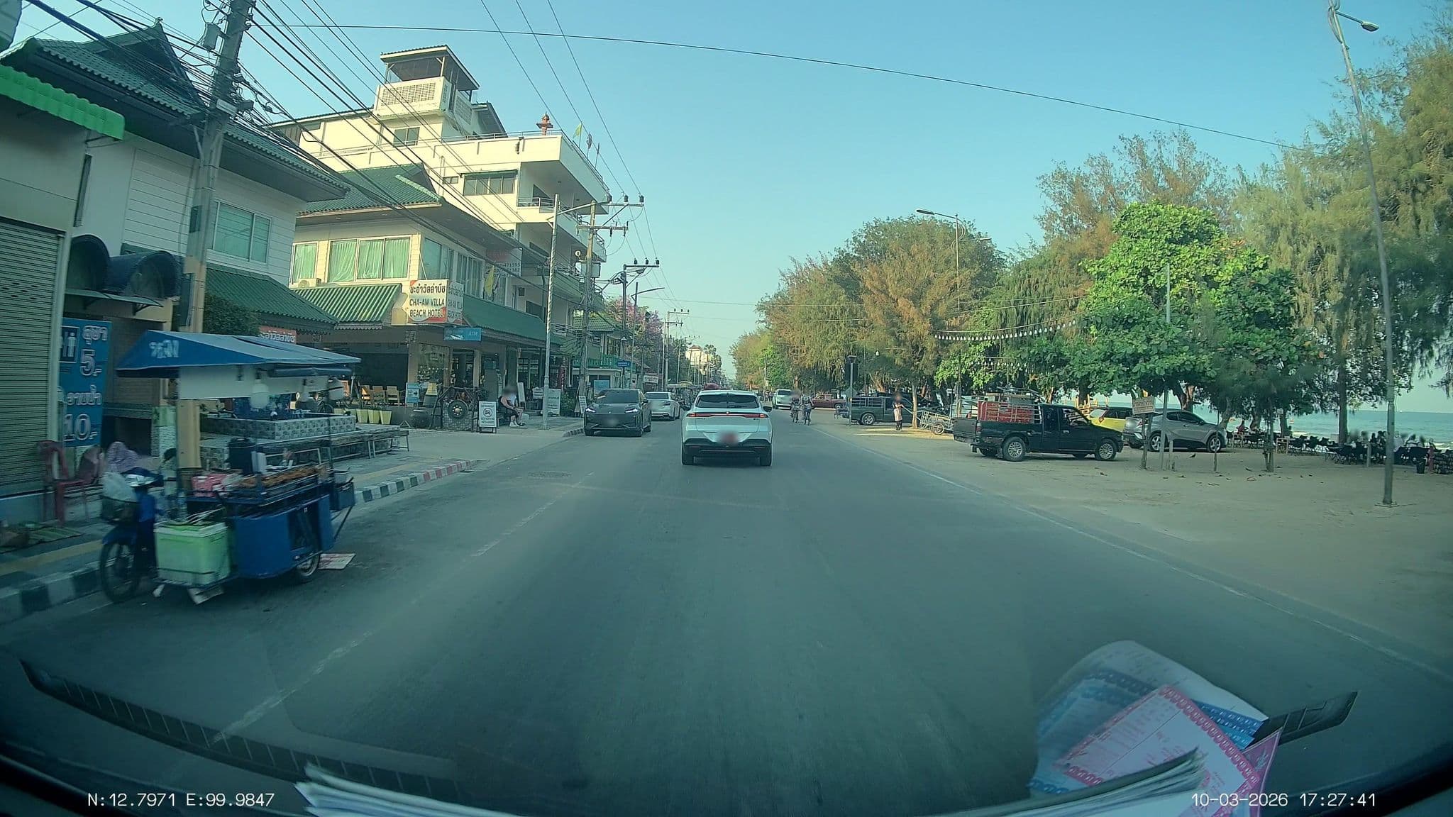 Street view near Chaam Villa Sun Hotel, Cha-am — © ThailandCambodia (CC BY-SA · Mapillary)