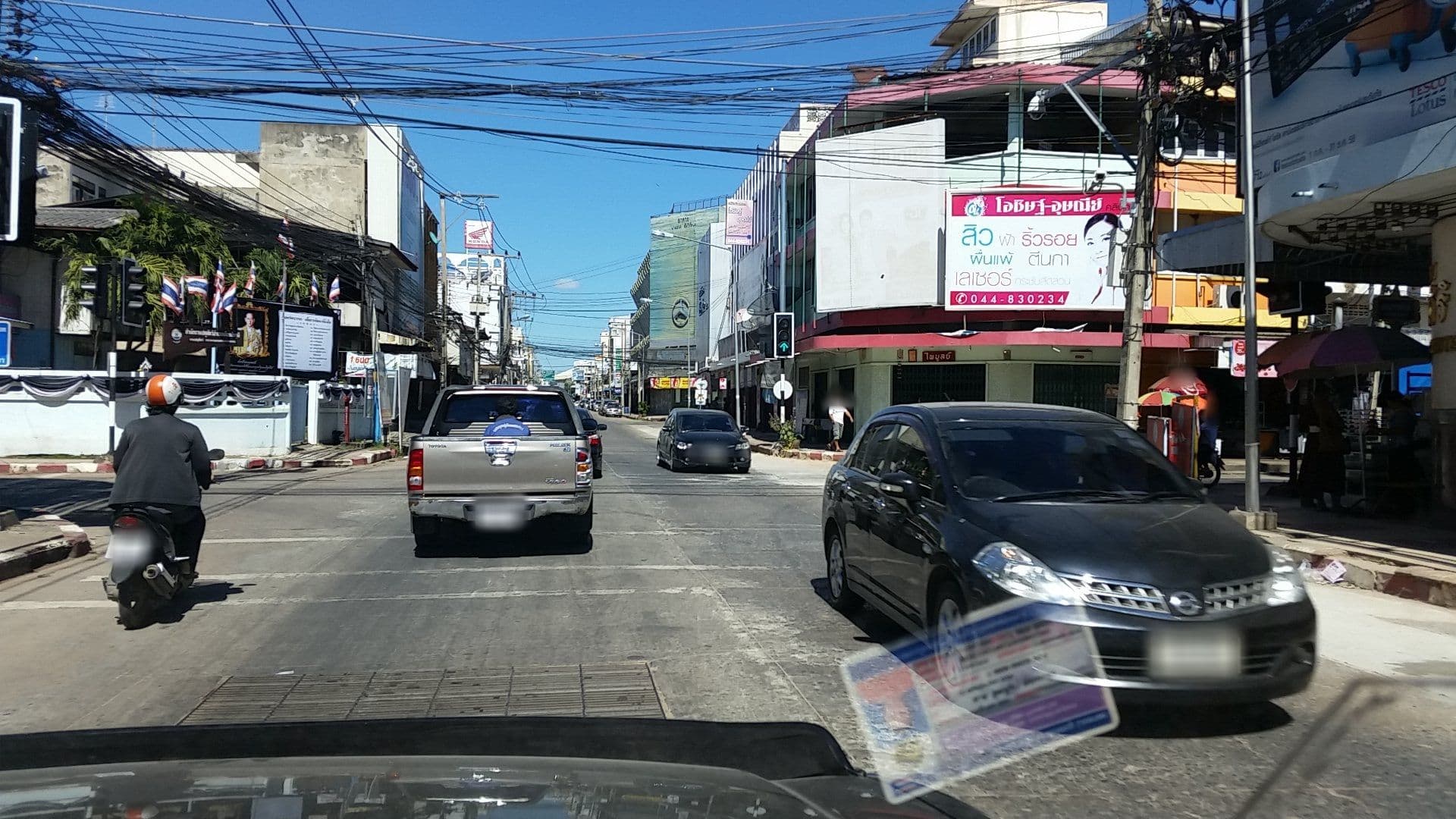 Street view near Rattanasiri, Chaiyaphum — © roadroid (CC BY-SA · Mapillary)
