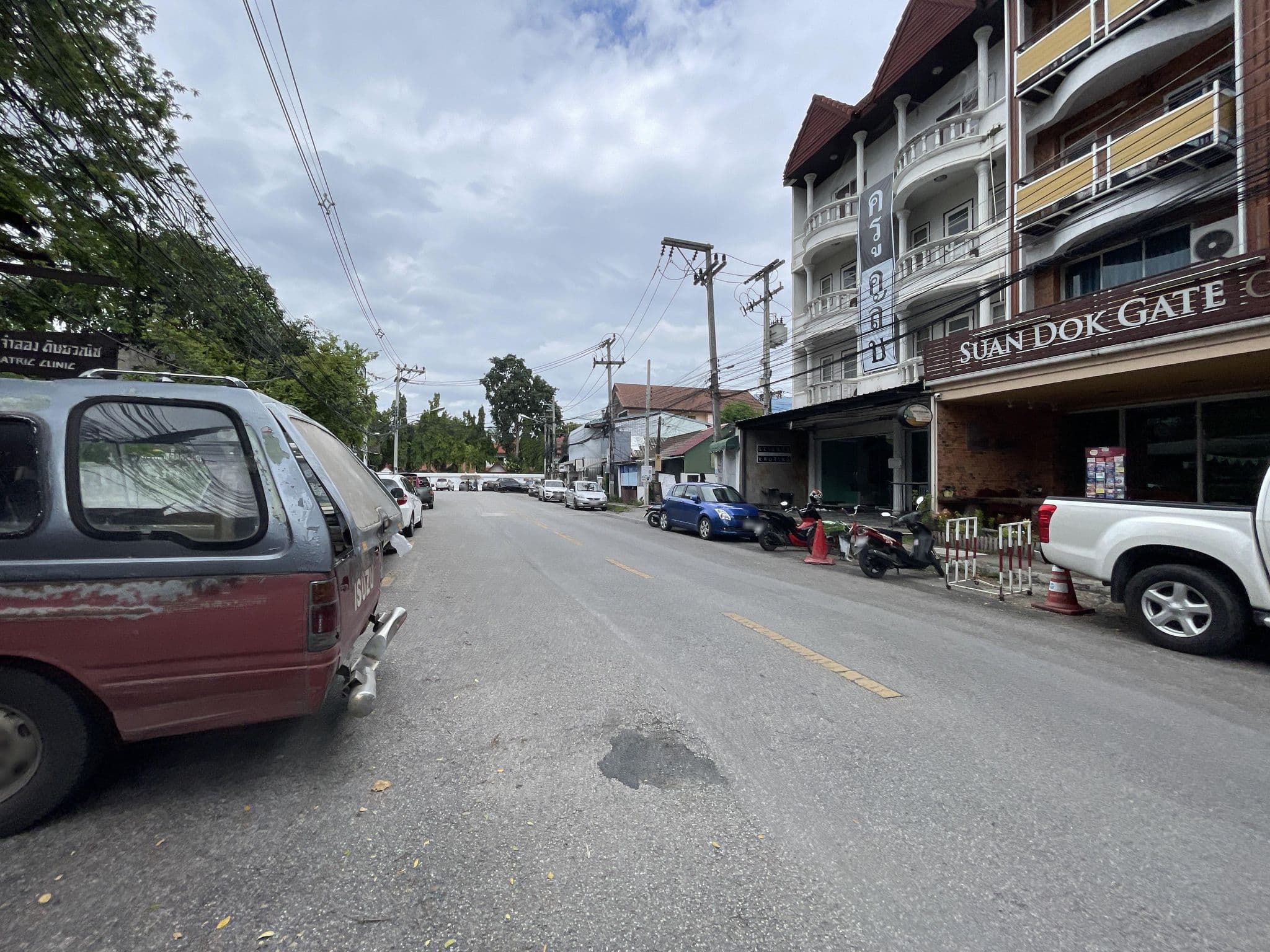 Street view near Your Space Hotel Phra Singh, Chiang Mai