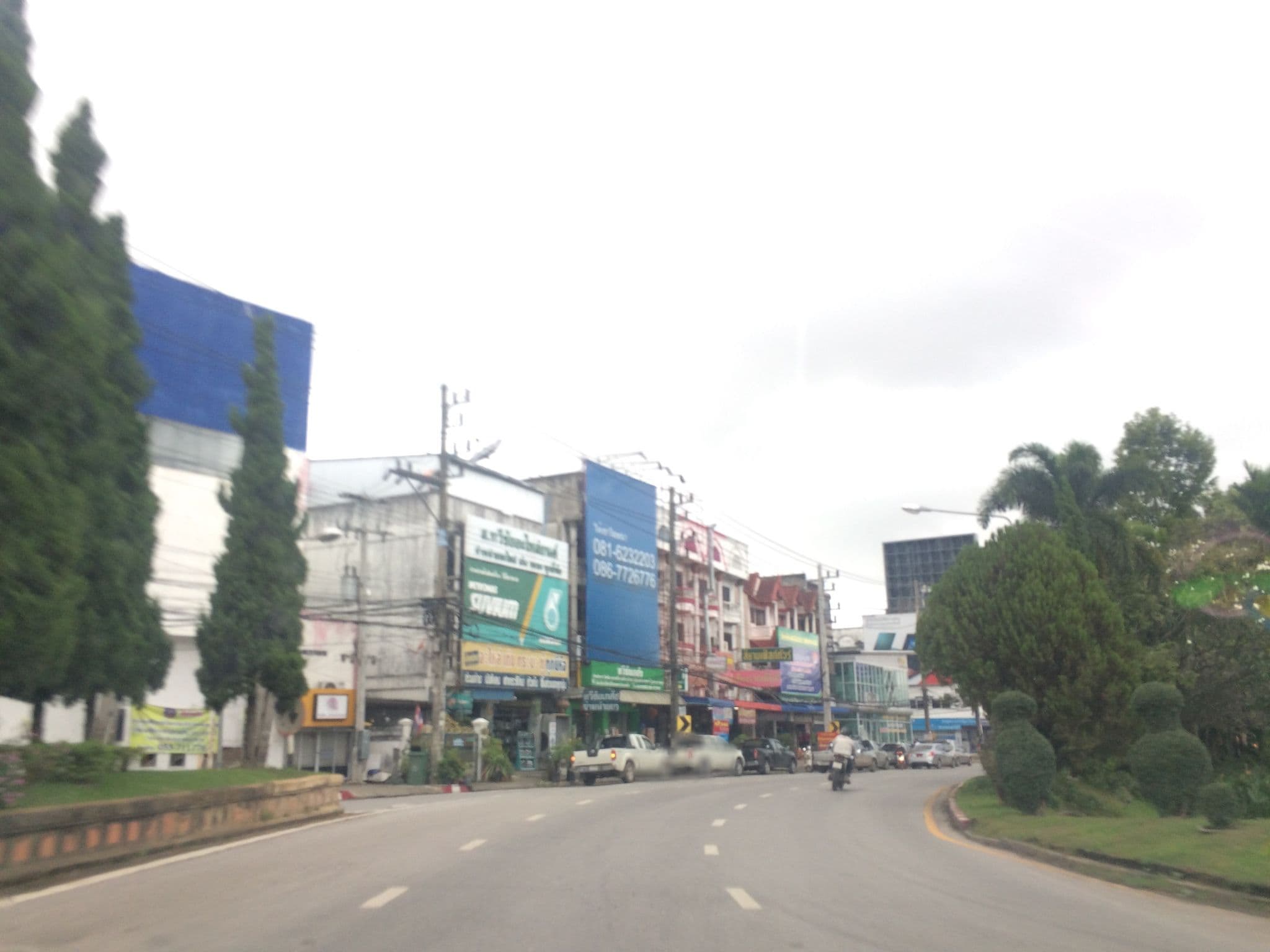 Street view near Work Den Hotel, Chiang Rai