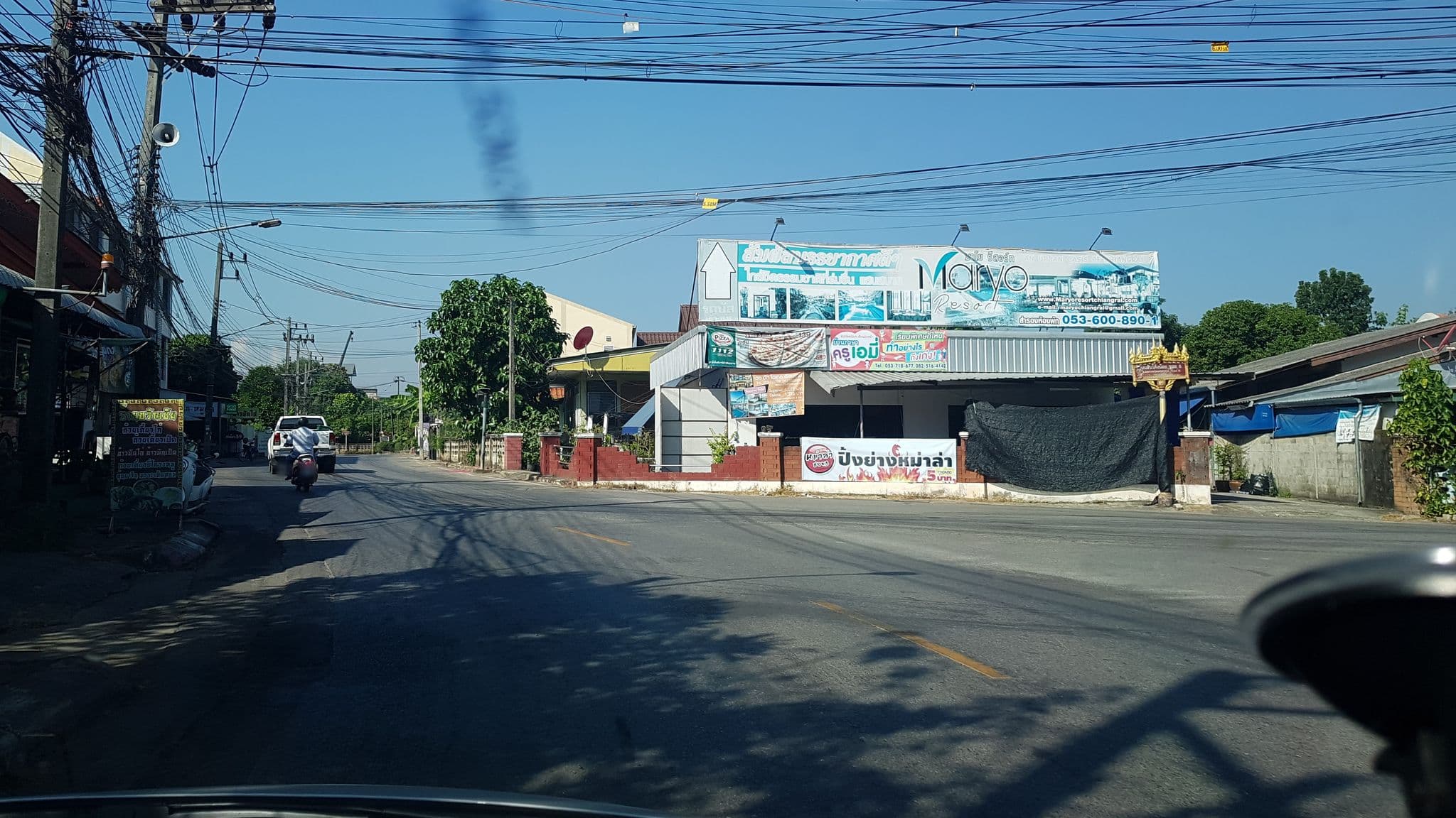 Street view near The Corner Hotel, Chiang Rai