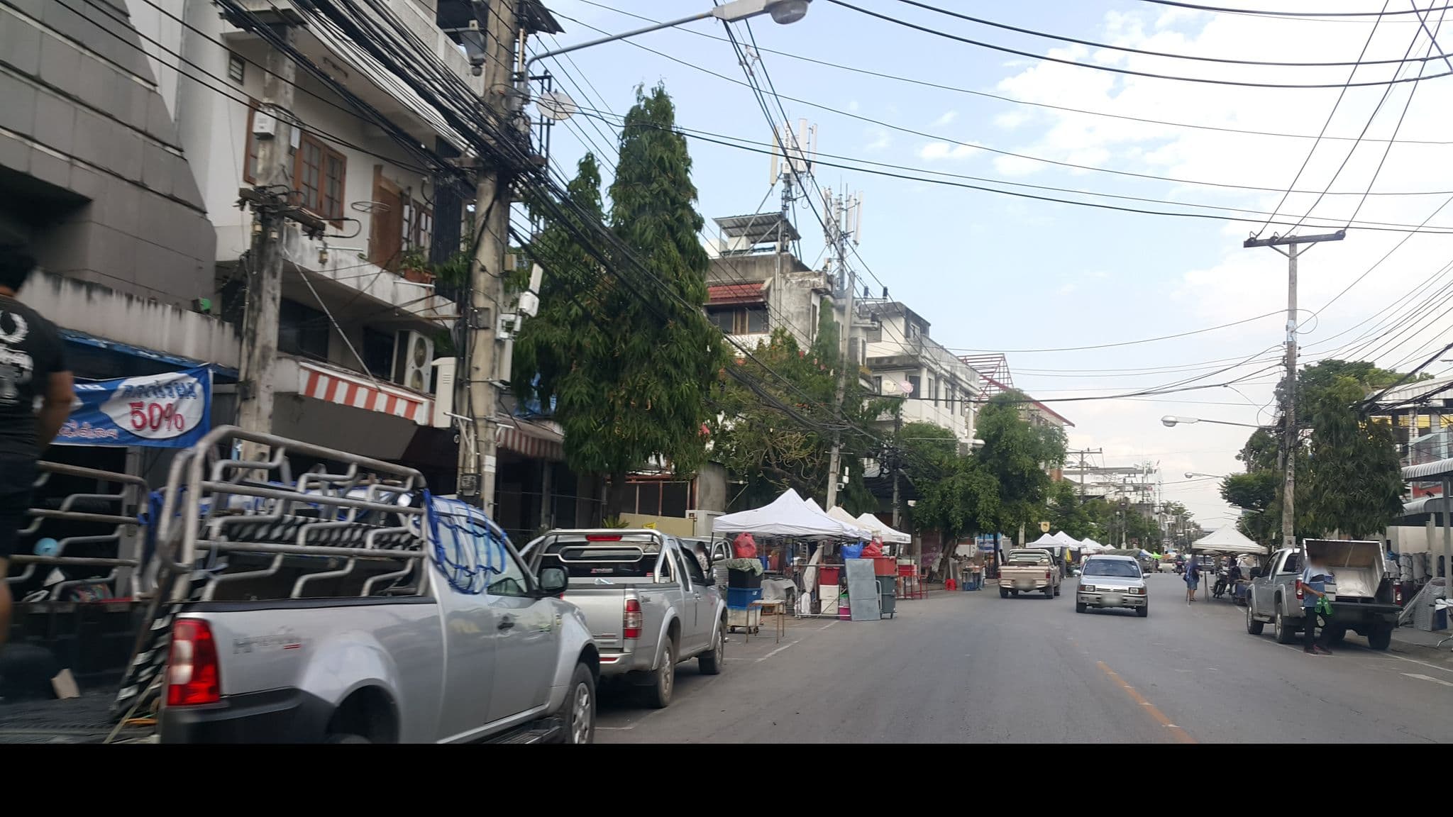 Street view near สบาย เชียงราย (Sabai Chiangrai), Chiang Rai