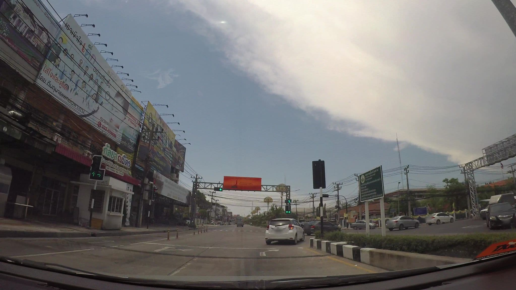 Street view near Good friend apartment (กัลยาณมิตร), Chon Buri — © kaart_3 (CC BY-SA · Mapillary)