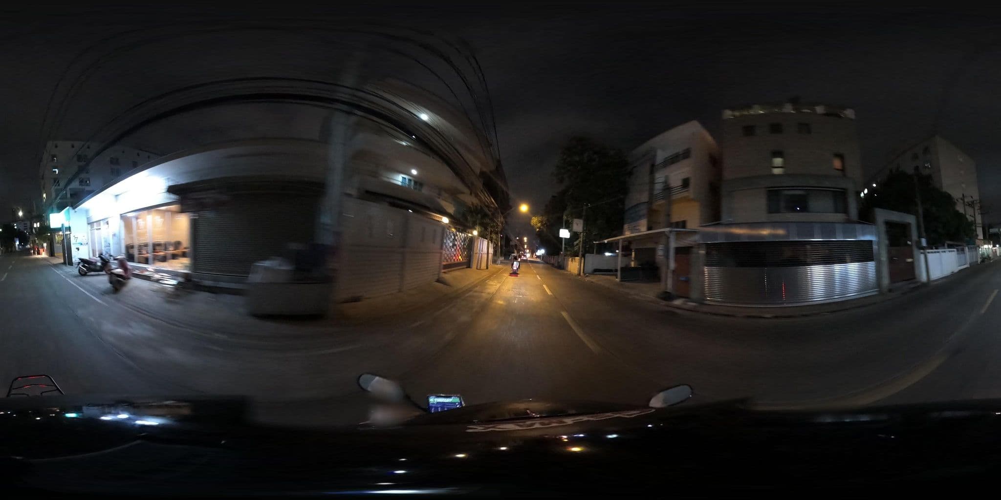 Street view near P9 Ratchada Hotel, Din Daeng — © NatchaponJ (CC BY-SA · Mapillary)