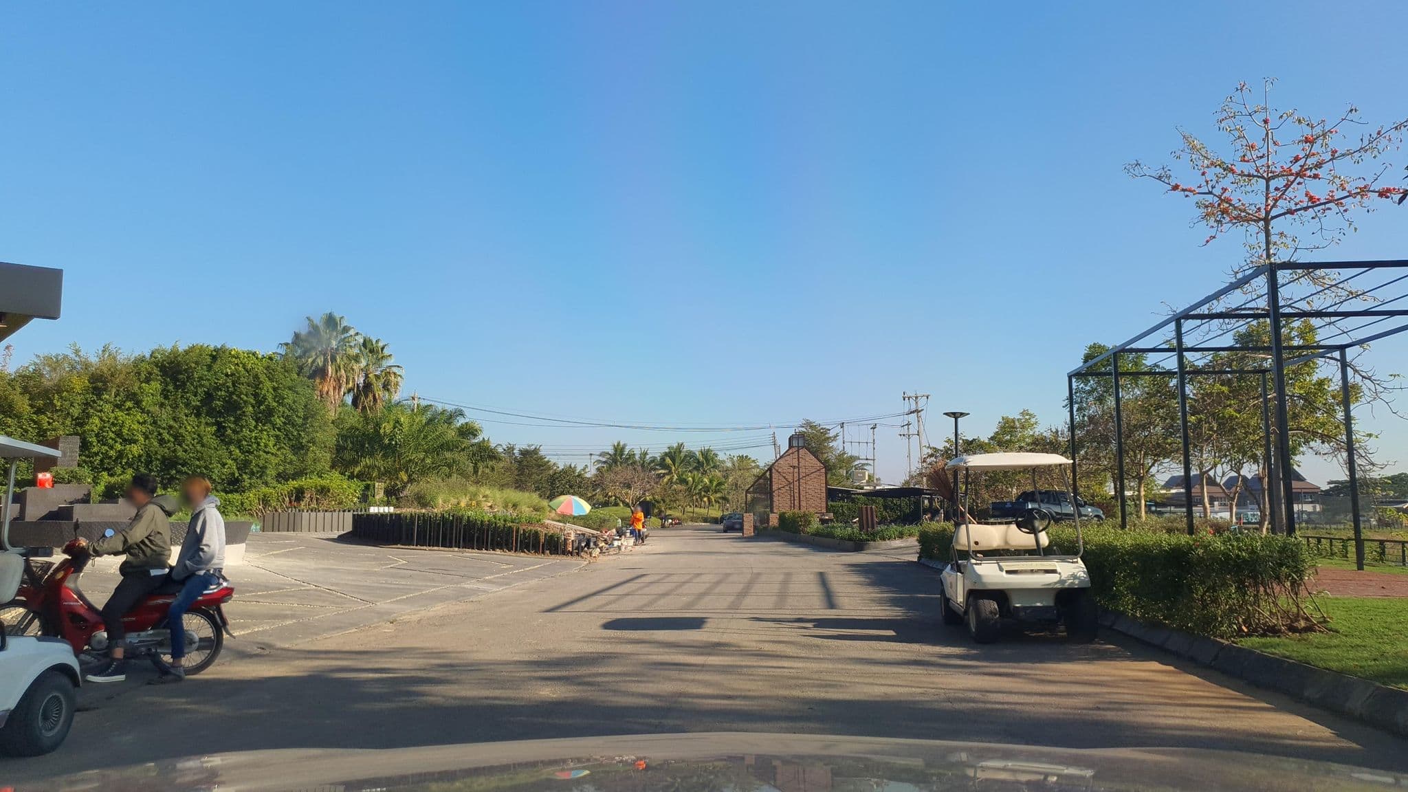Street view near North Hill City Resort, Hang Dong — © jrcarlsen (CC BY-SA · Mapillary)