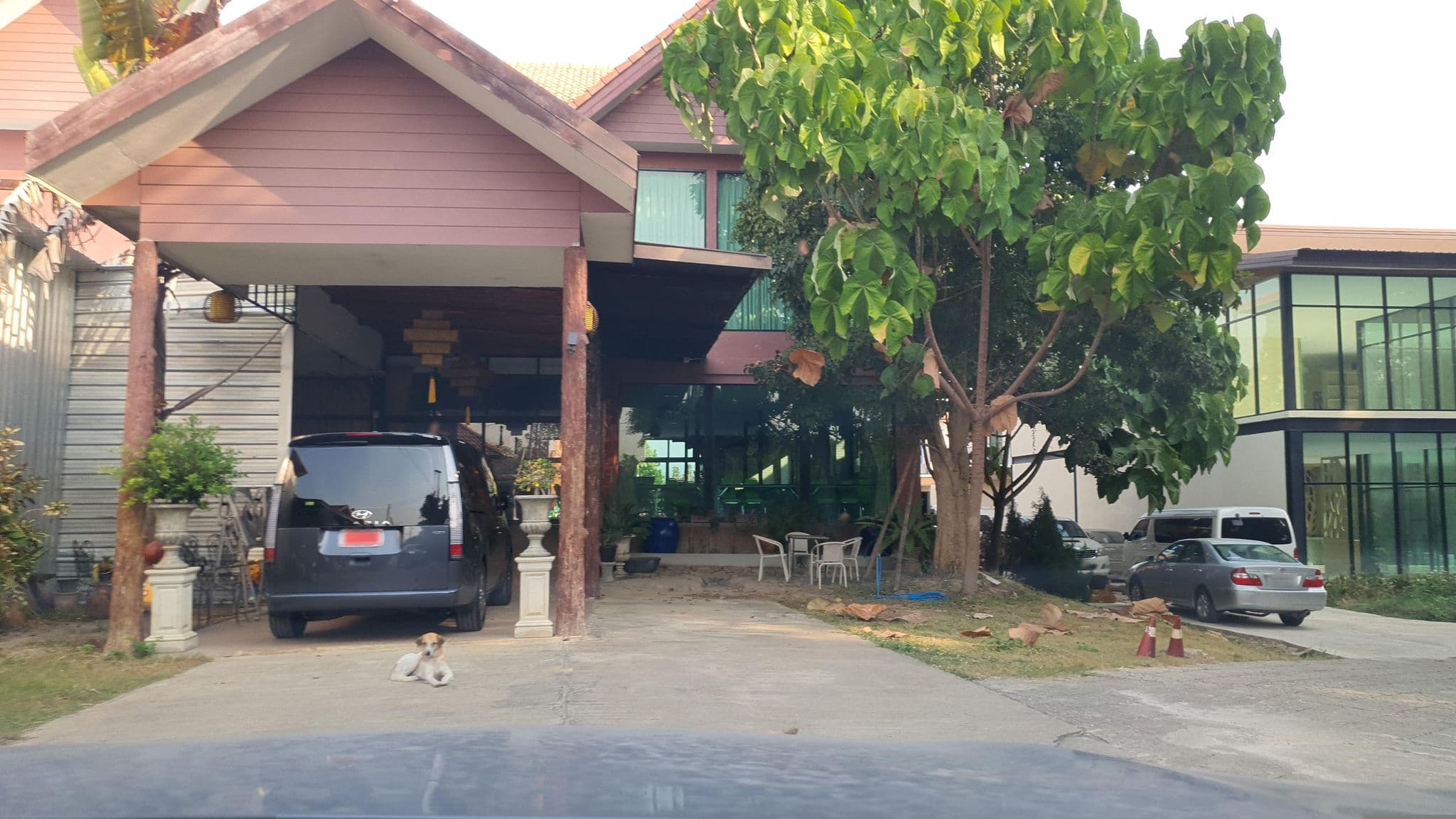 Street view near มายโฮมวิลล่า (My home villa), Hang Dong — © jrcarlsen (CC BY-SA · Mapillary)