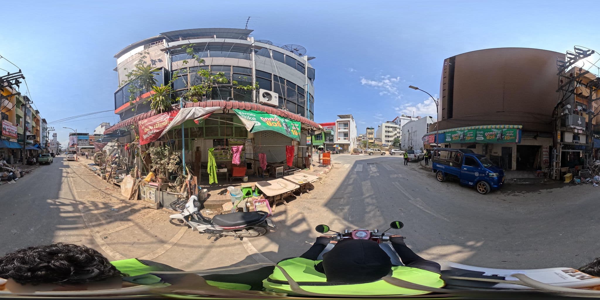 Street view near D-One Hotel, Hat Yai