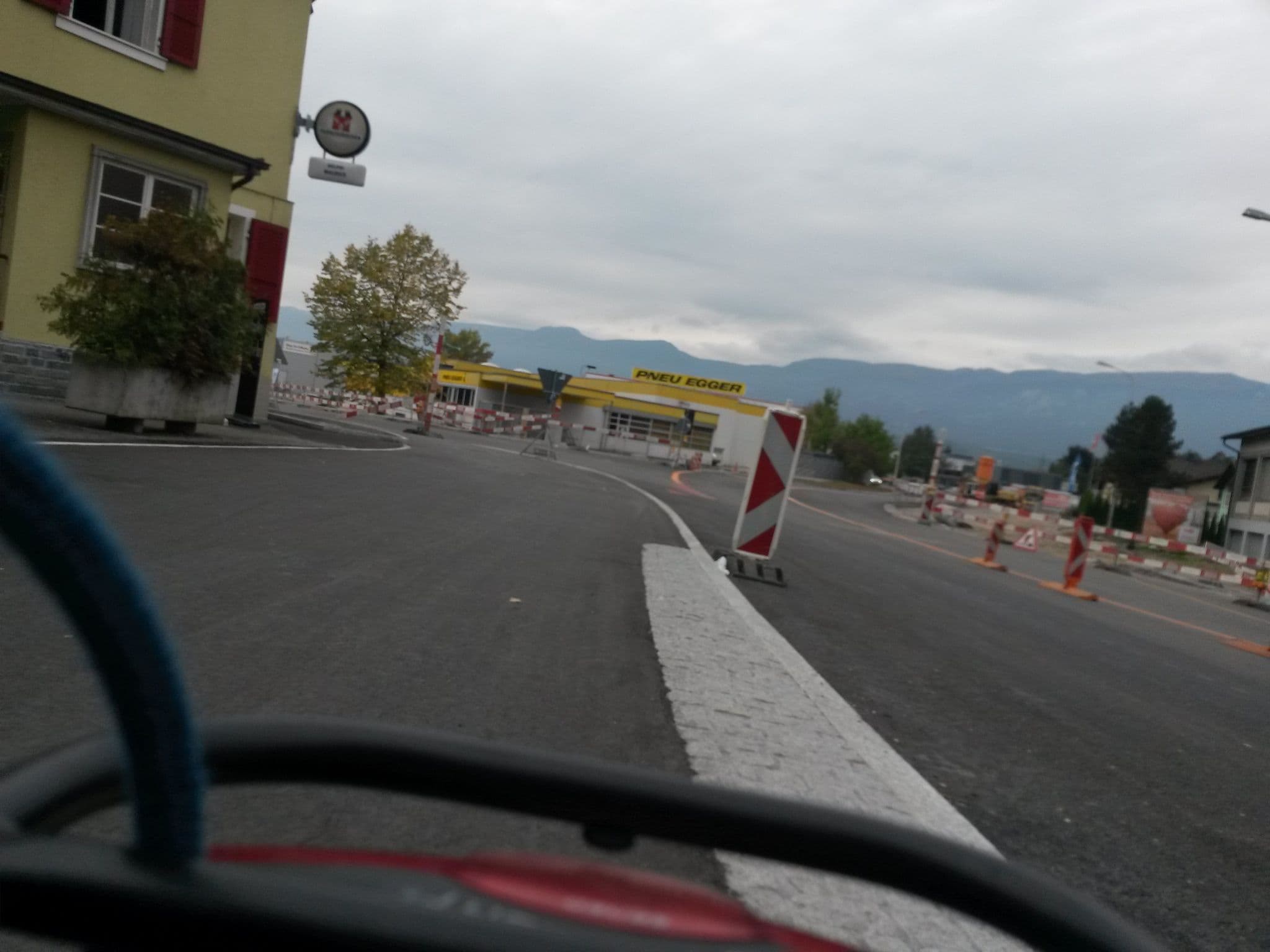 Street view near Hotel da Marina Waldeck, Derendingen — © rebootnow (CC BY-SA · Mapillary)