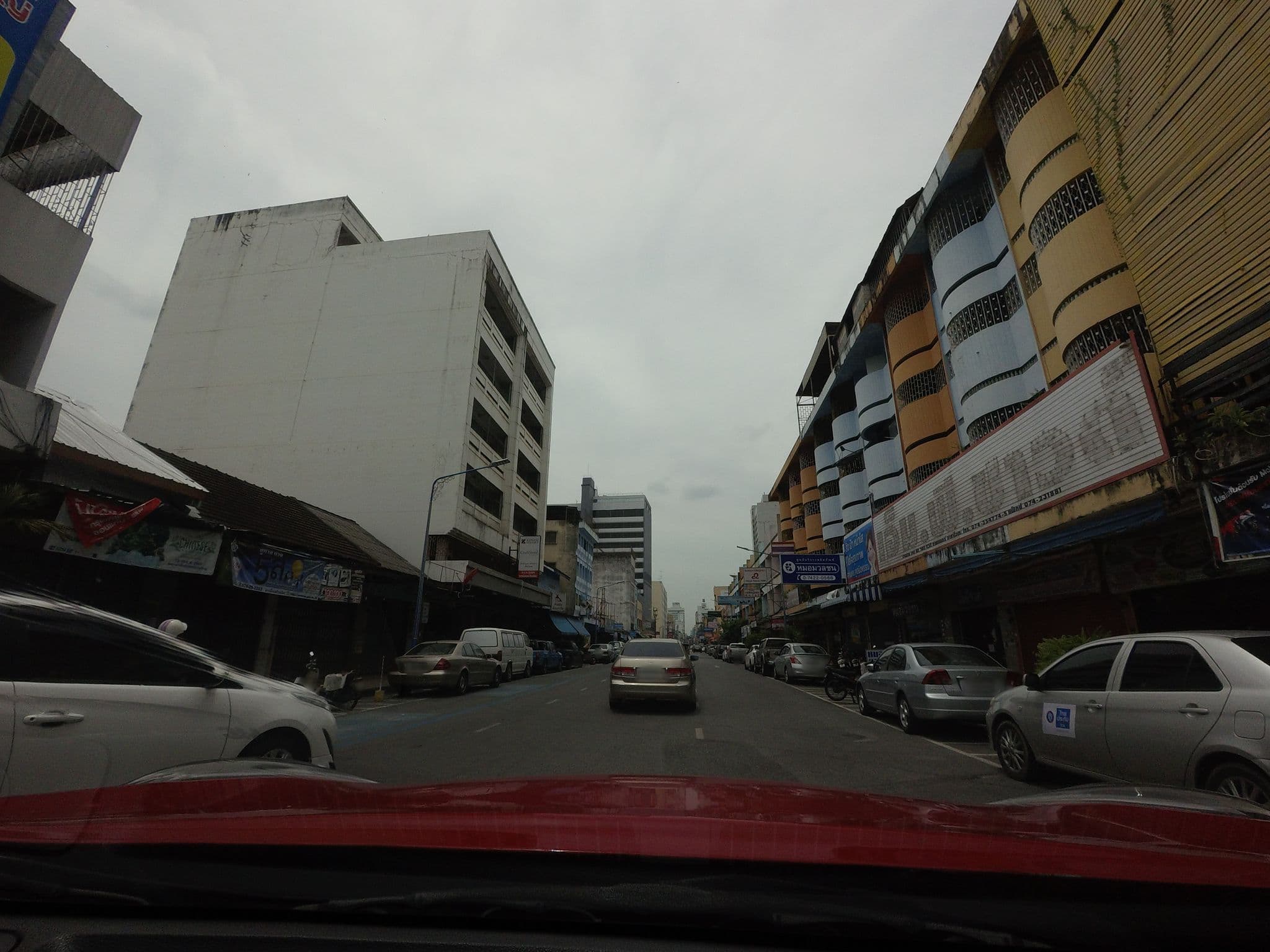 Street view near Hatyai Rama Hotel, Hat Yai