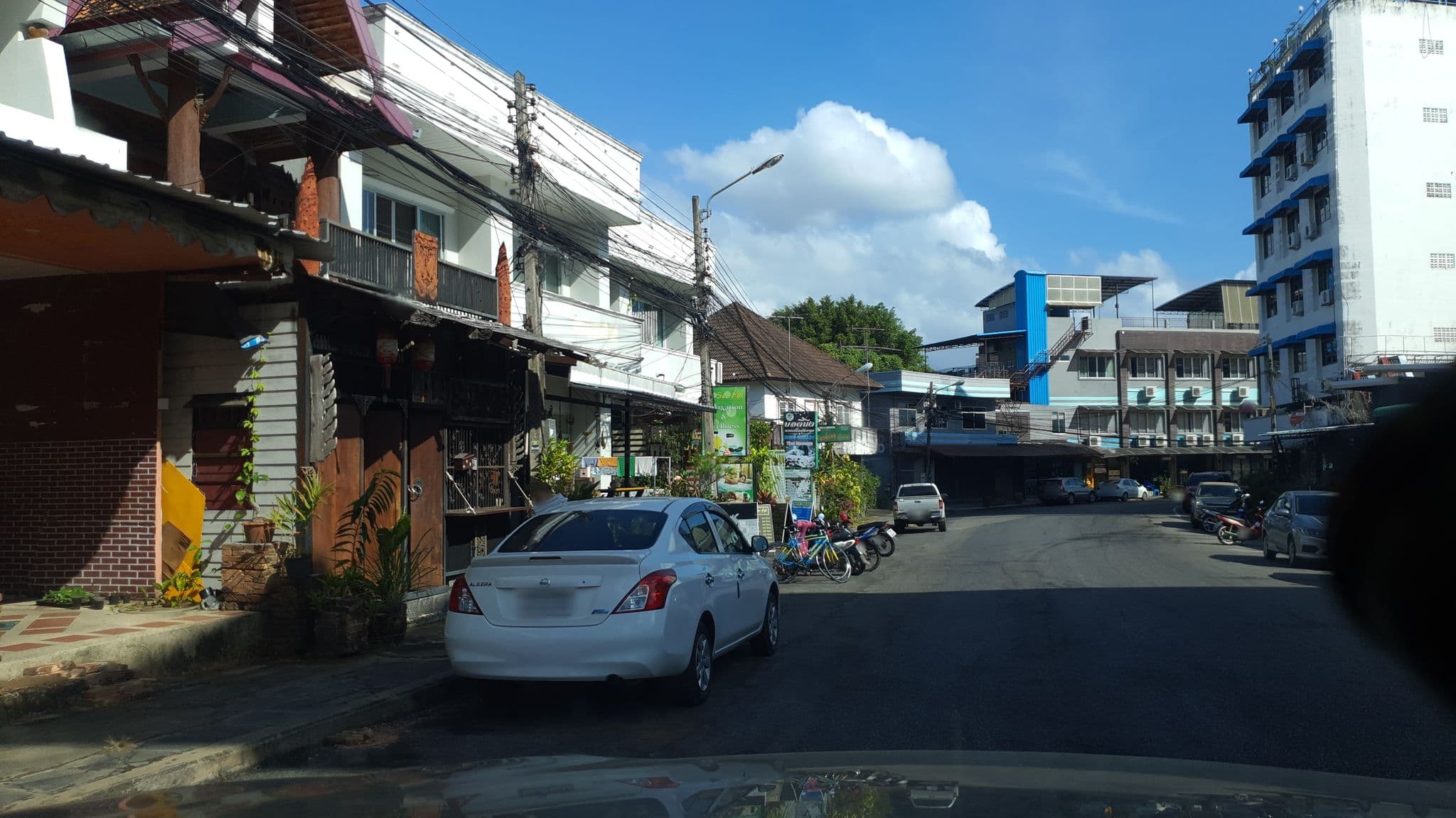 Street view near The 9th House, Krabi