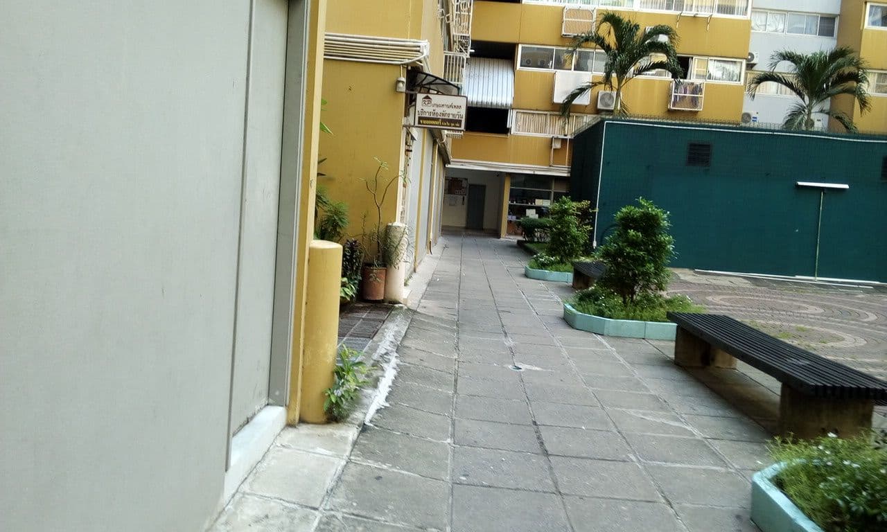 Street view near KHUN MAI PLACE, Lak Si — © ozflor (CC BY-SA · Mapillary)