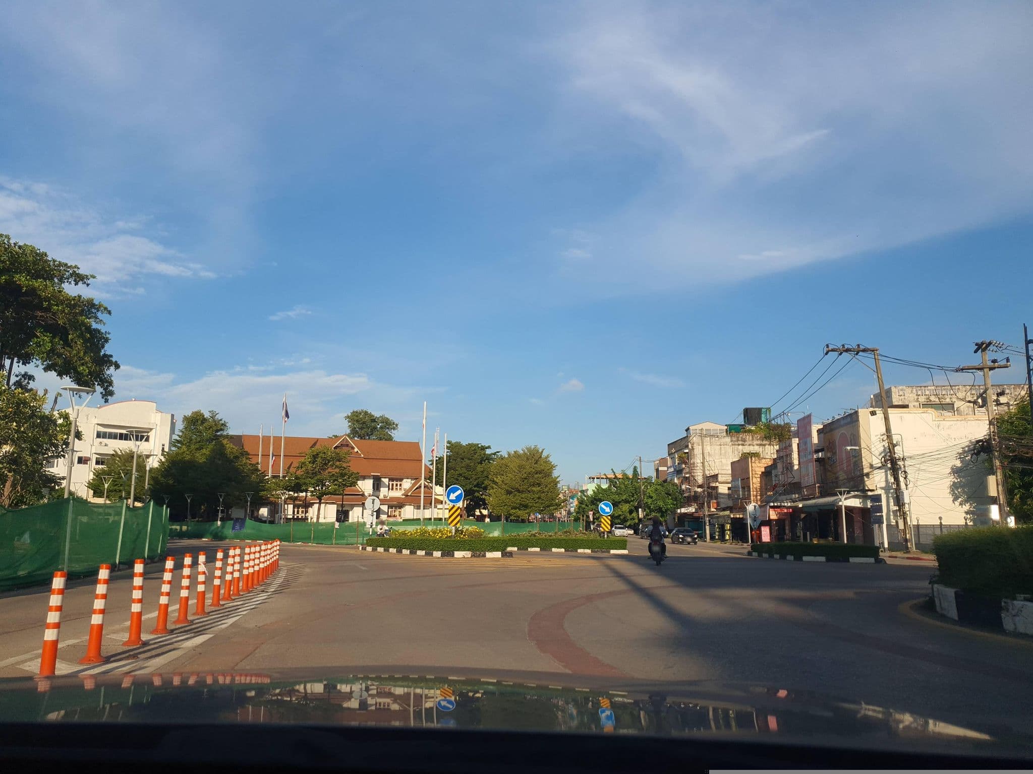 Street view near fishingpark/resort, Lampang — © jrcarlsen (CC BY-SA · Mapillary)