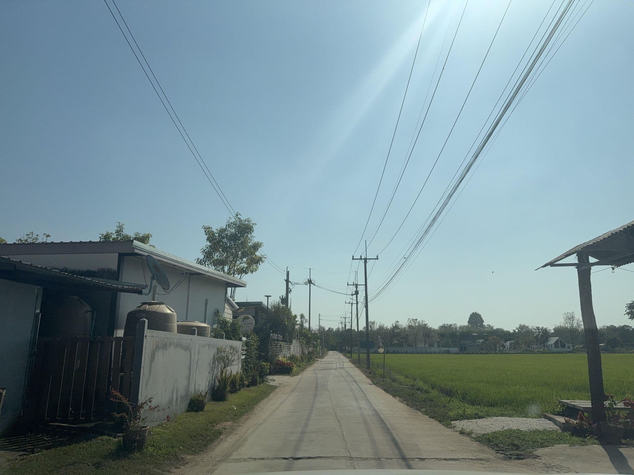 Street view near บ้านแสนสุข รีสอร์ท (BanSaenSook Resort), Lan Sak — © kasidetma (CC BY-SA · Mapillary)
