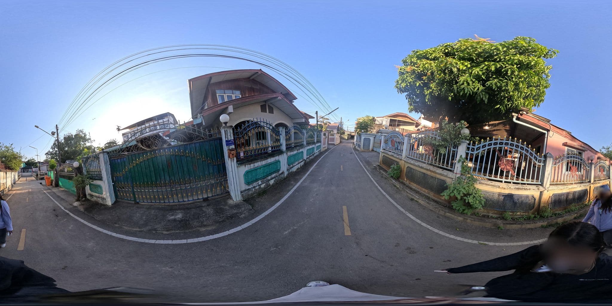 Street view near Bangkalo Kunchae Thong, Mae Sot — © SoT (CC BY-SA · Mapillary)