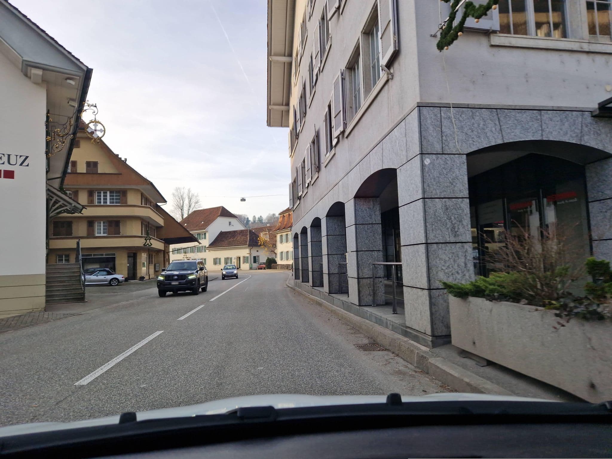 Street view near Hotel Balsthal, Balsthal — © chrisbeddow (CC BY-SA · Mapillary)
