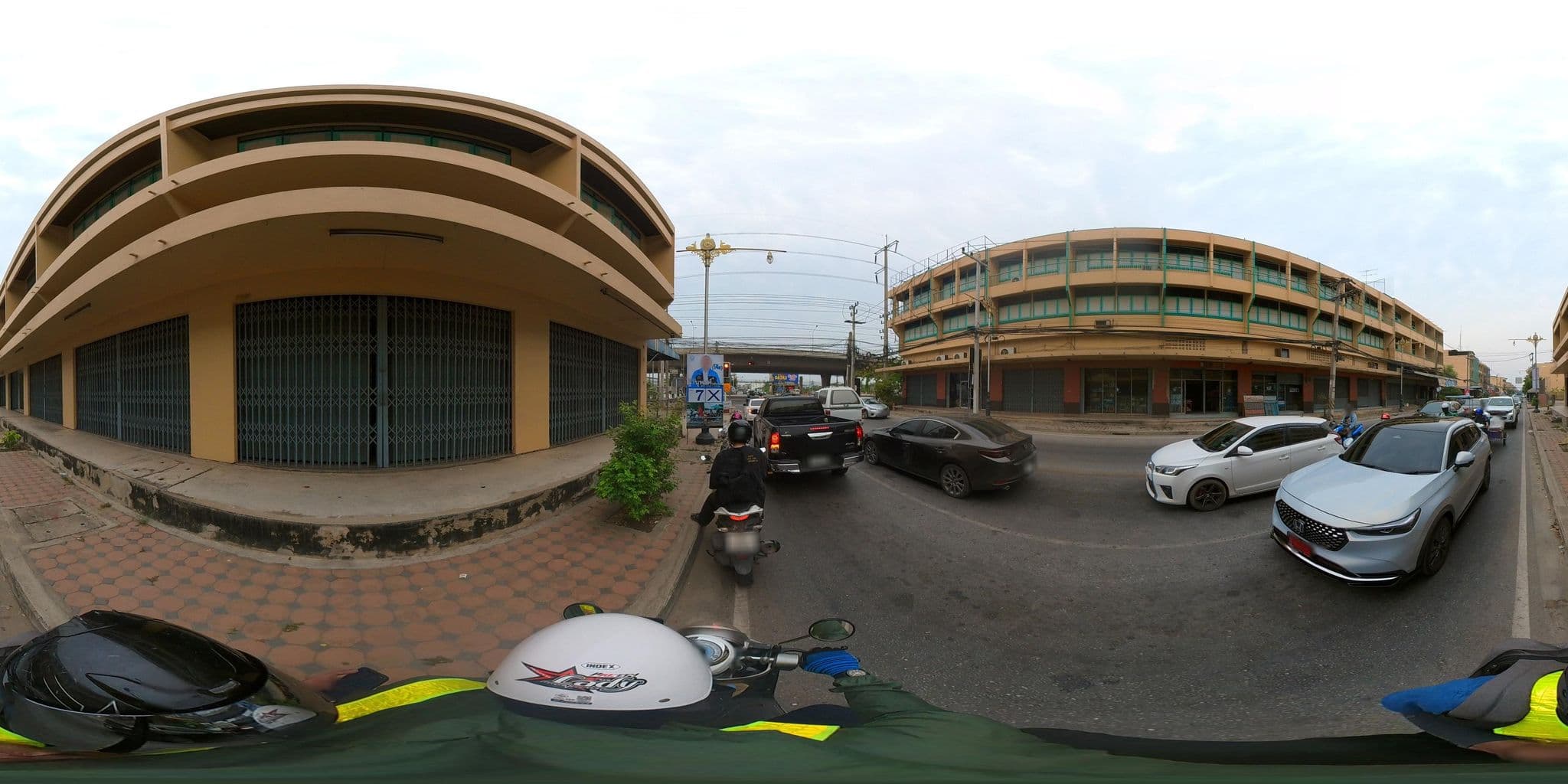 Street view near River Nakhon Pathom Hotel, Nakhon Pathom — © NAKHONPATHOM_CITY_STREET_VIEW (CC BY-SA · Mapillary)