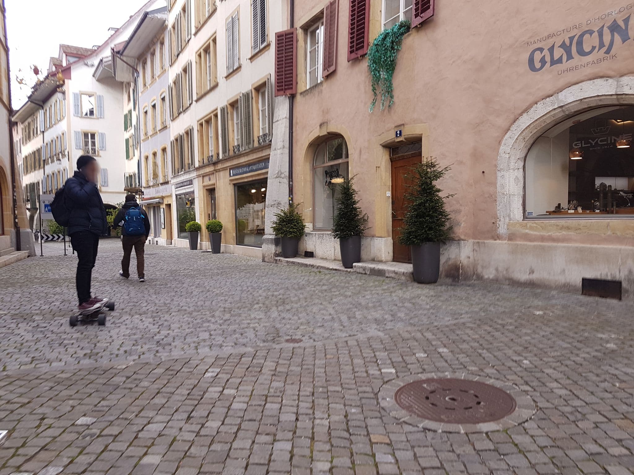 Street view near Pension Ring 16, Biel/Bienne — © changchun1 (CC BY-SA · Mapillary)