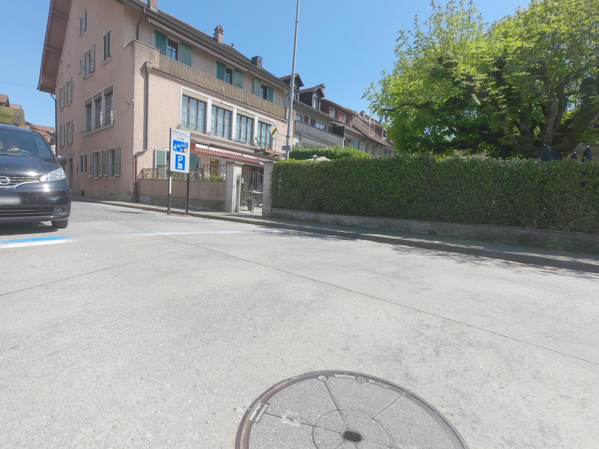 Street view near Wolke4, Meinisberg — © bodo3 (CC BY-SA · Mapillary)