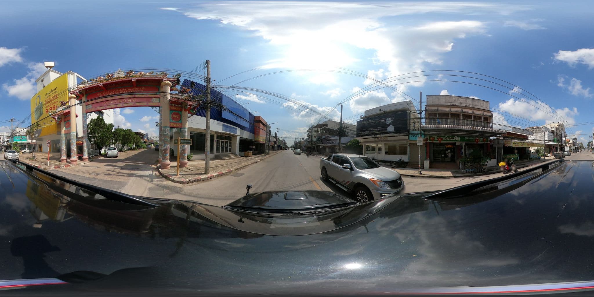 Street view near Phak Wan Resort, Nong Khai — © nuttawutbunta (CC BY-SA · Mapillary)