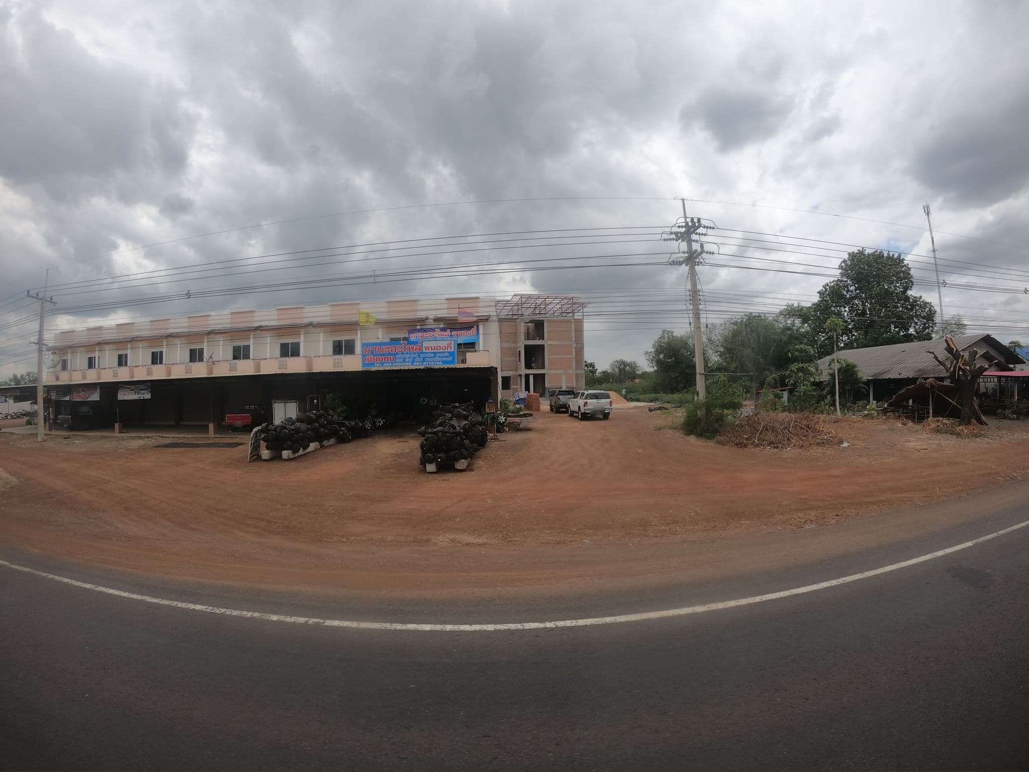 Street view near Indy hotel, Nong Ki — © ozflor (CC BY-SA · Mapillary)