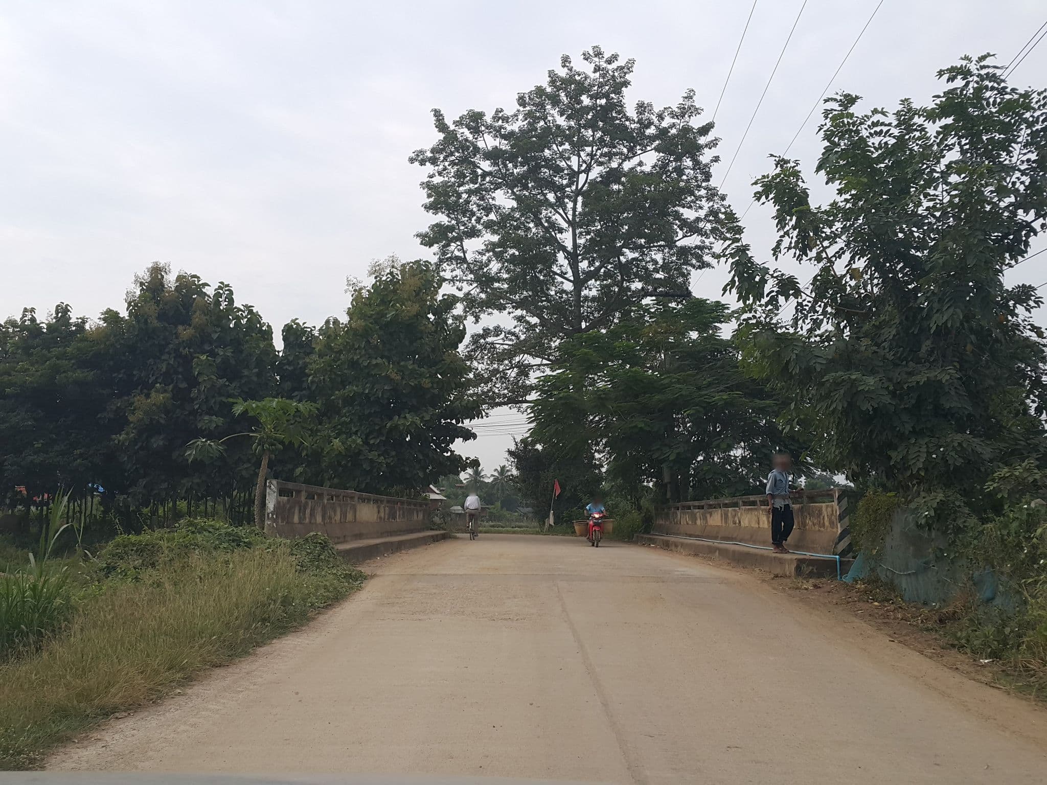 Street view near Romance Farm & Cafe, Pai