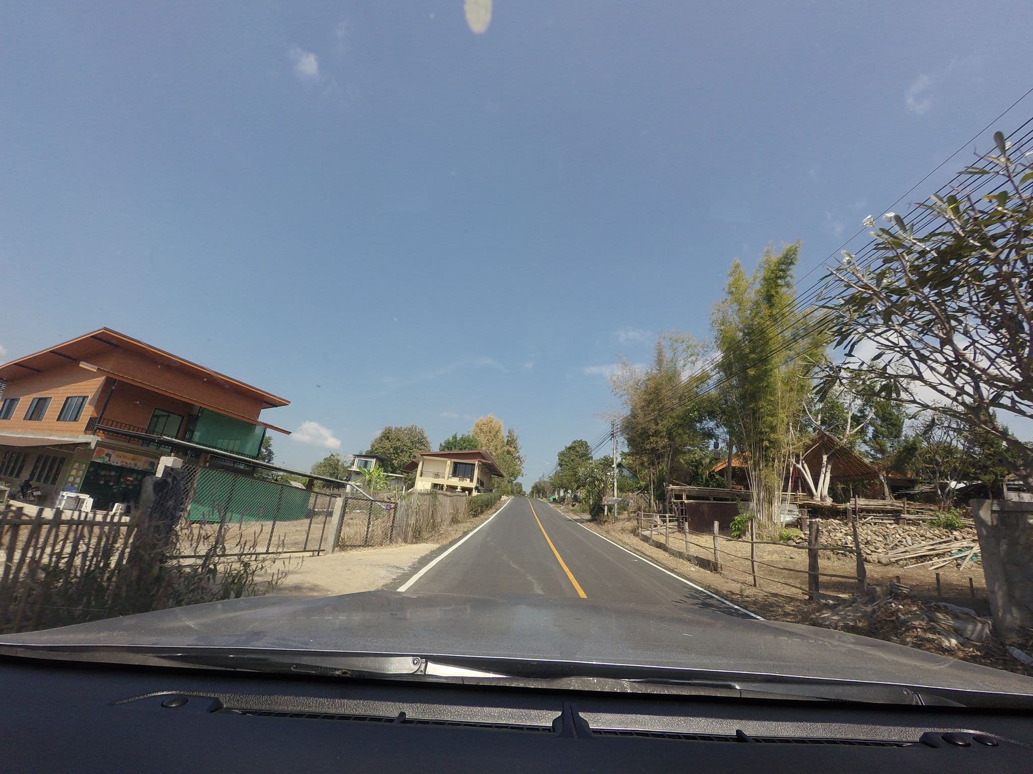 Street view near Chilling Hill guesthouse, Pai — © mishari (CC BY-SA · Mapillary)