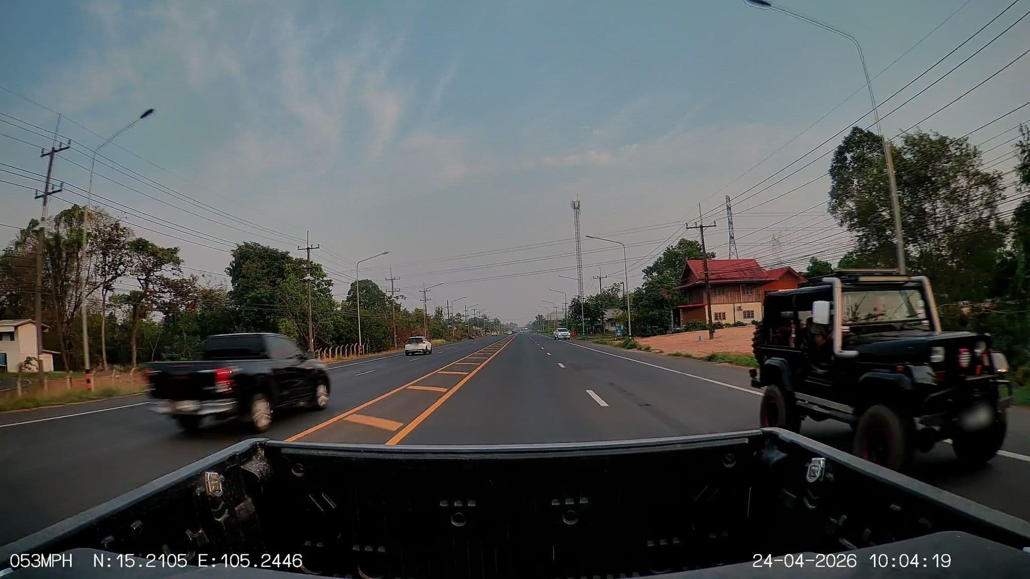Street view near ธาราทิพย์ รีสอร์ท Tharathip Resort Phibun Ubon, Phibun Mangsahan — © ThailandCambodia (CC BY-SA · Mapillary)
