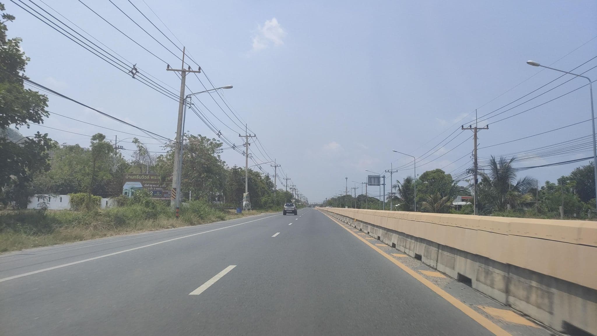 Street view near Suksan Resort, Phra Phutthabat — © koki2529 (CC BY-SA · Mapillary)