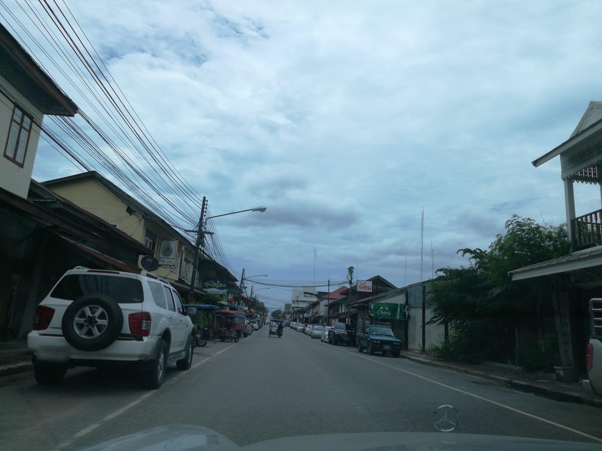 Street view near Wynn Villa, Prachuap Khiri Khan — © ratirat (CC BY-SA · Mapillary)