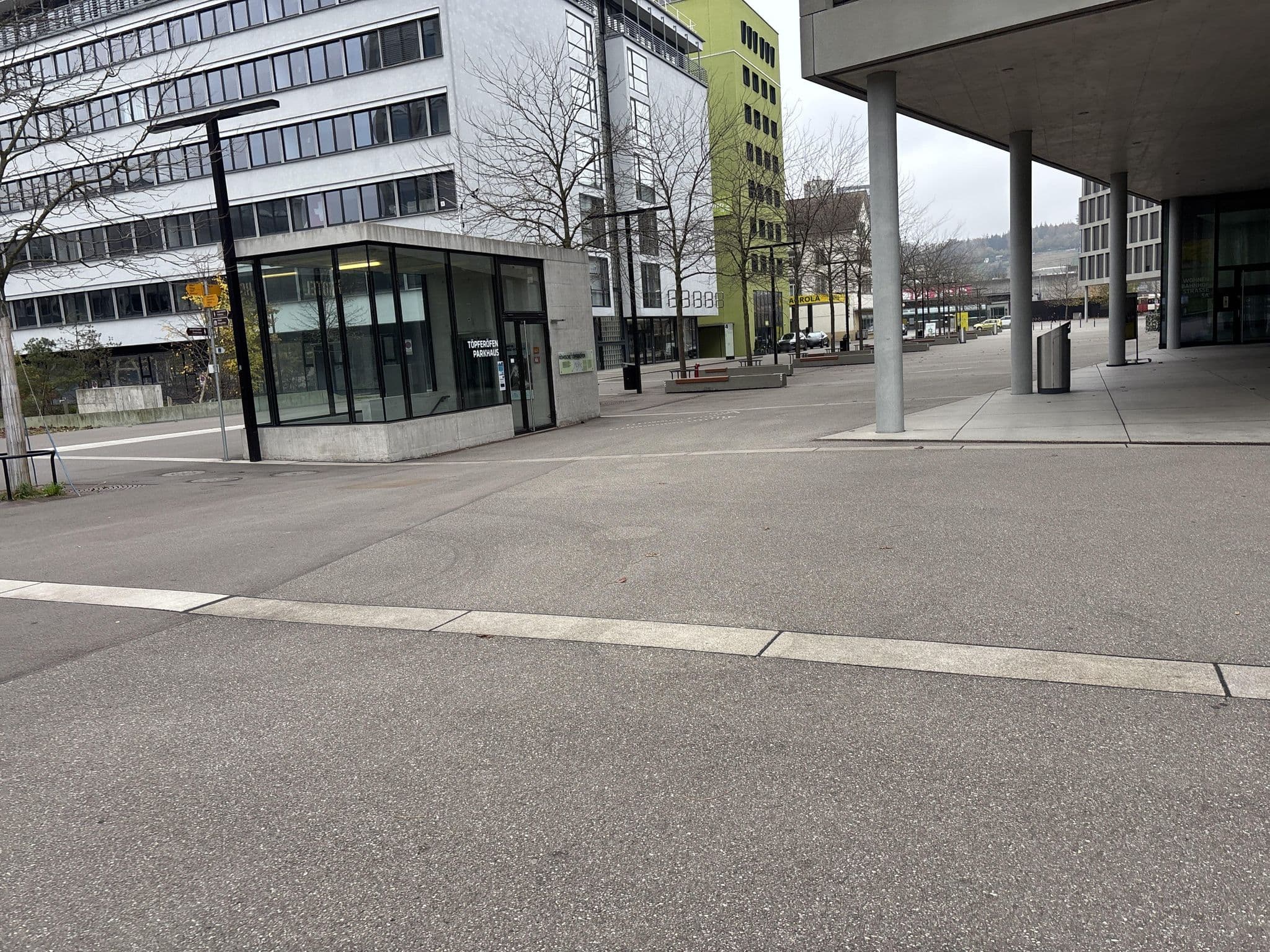 Street view near Centurion Towerhotel, Brugg — © robot8a (CC BY-SA · Mapillary)