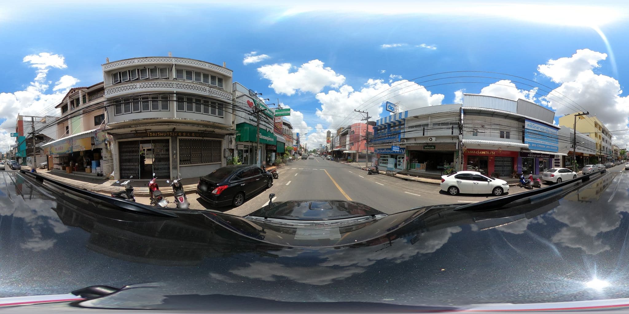 Street view near Banchong Hotel, Roi Et — © nuttawutbunta (CC BY-SA · Mapillary)