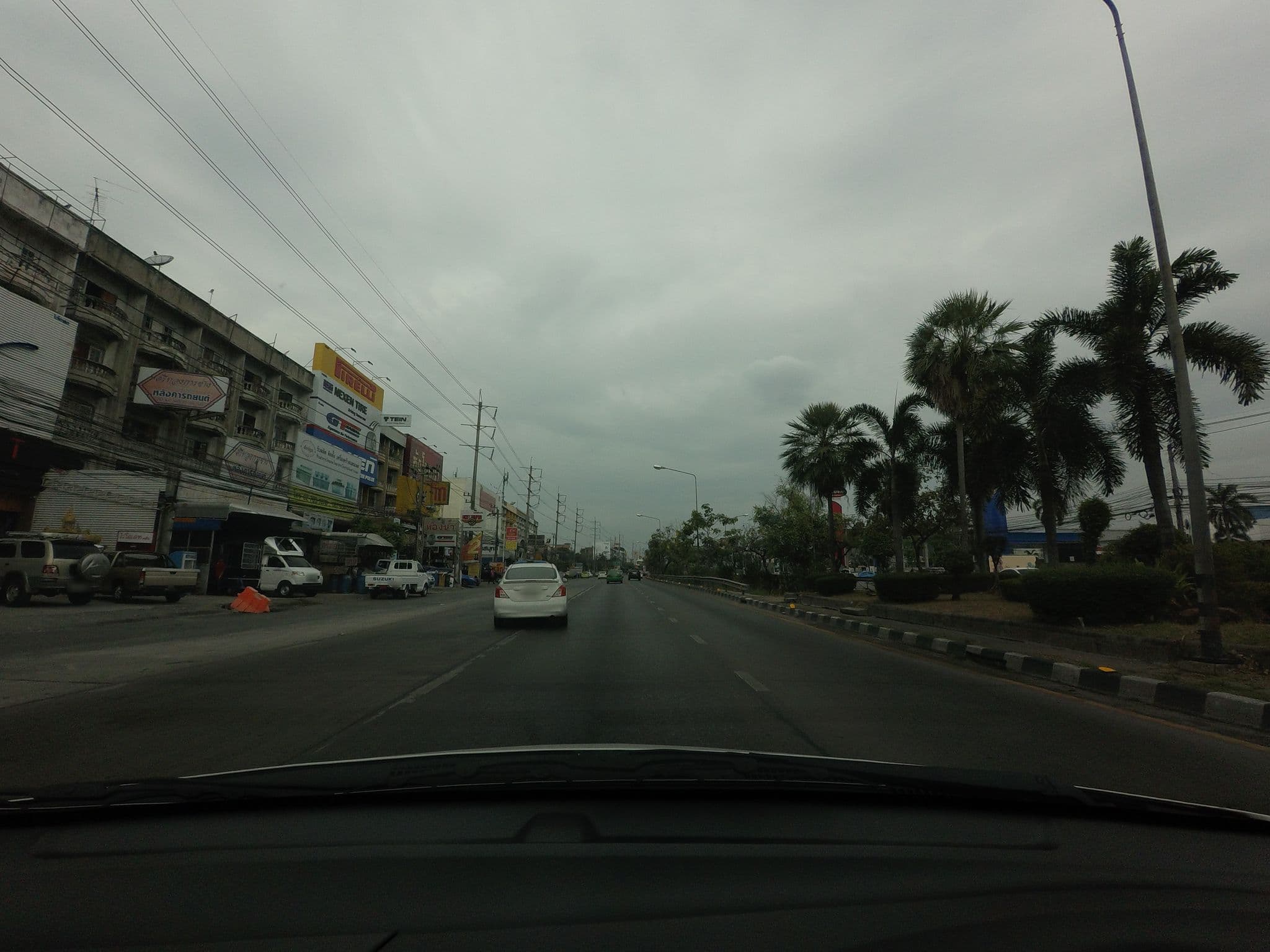 Street view near First Inn Hotel, Samut Prakan — © mishari (CC BY-SA · Mapillary)